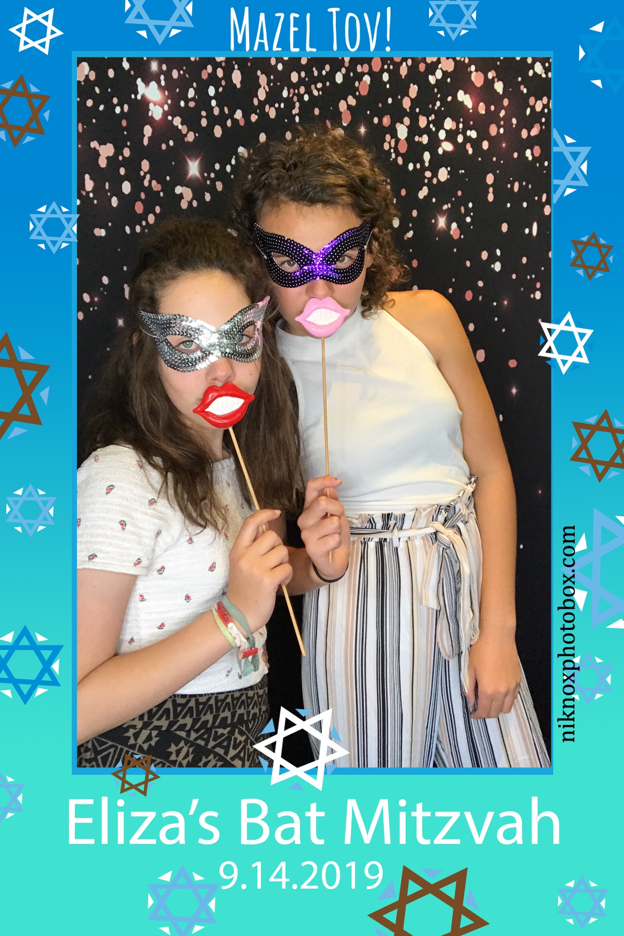 Eliza's Bat Mitzvah | View more photos from the event at gallery.niknoxphotobox.com/u/NiKnox-Photo-Box/Elizas-Bat-Mitzvah