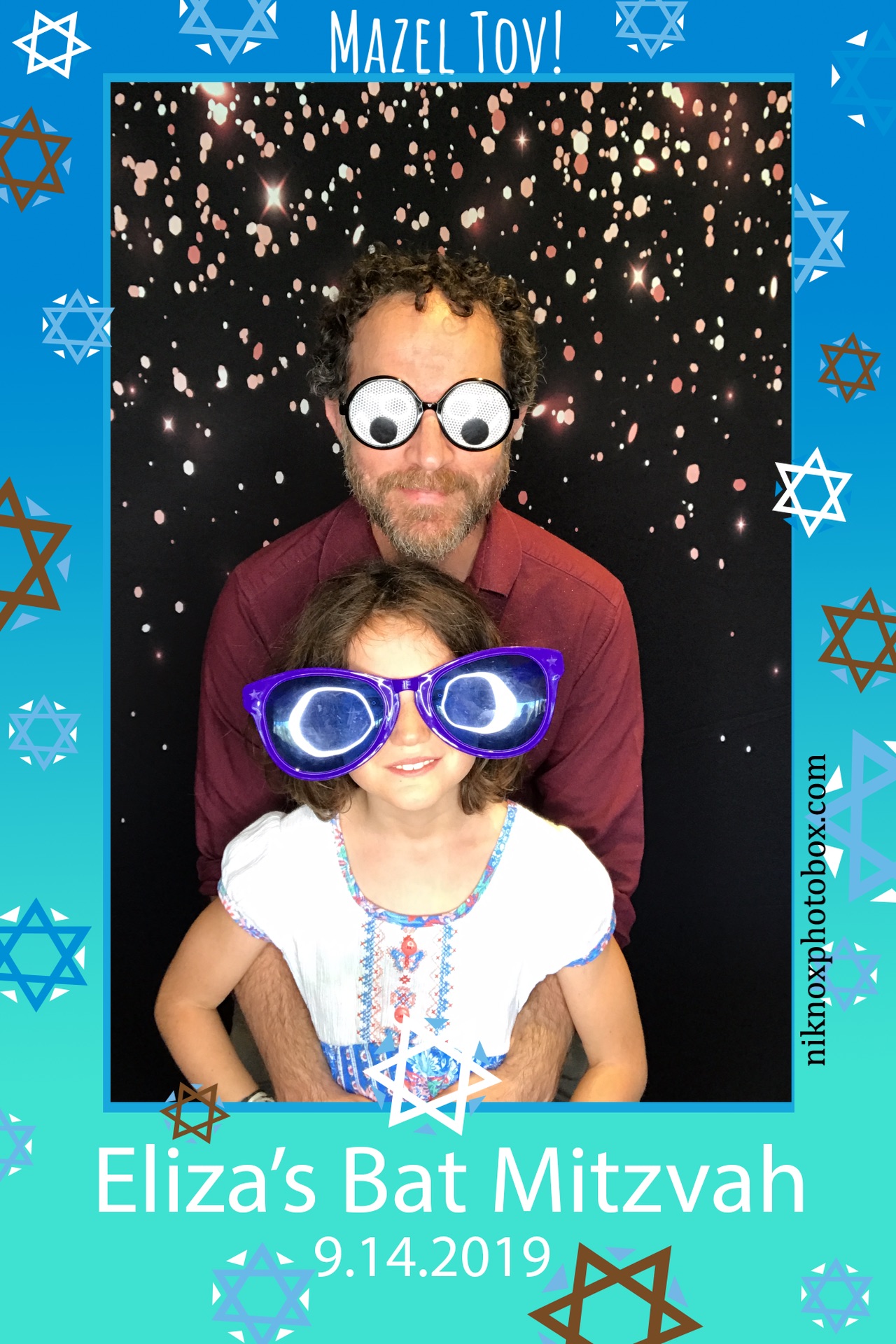 Eliza's Bat Mitzvah | View more photos from the event at gallery.niknoxphotobox.com/u/NiKnox-Photo-Box/Elizas-Bat-Mitzvah