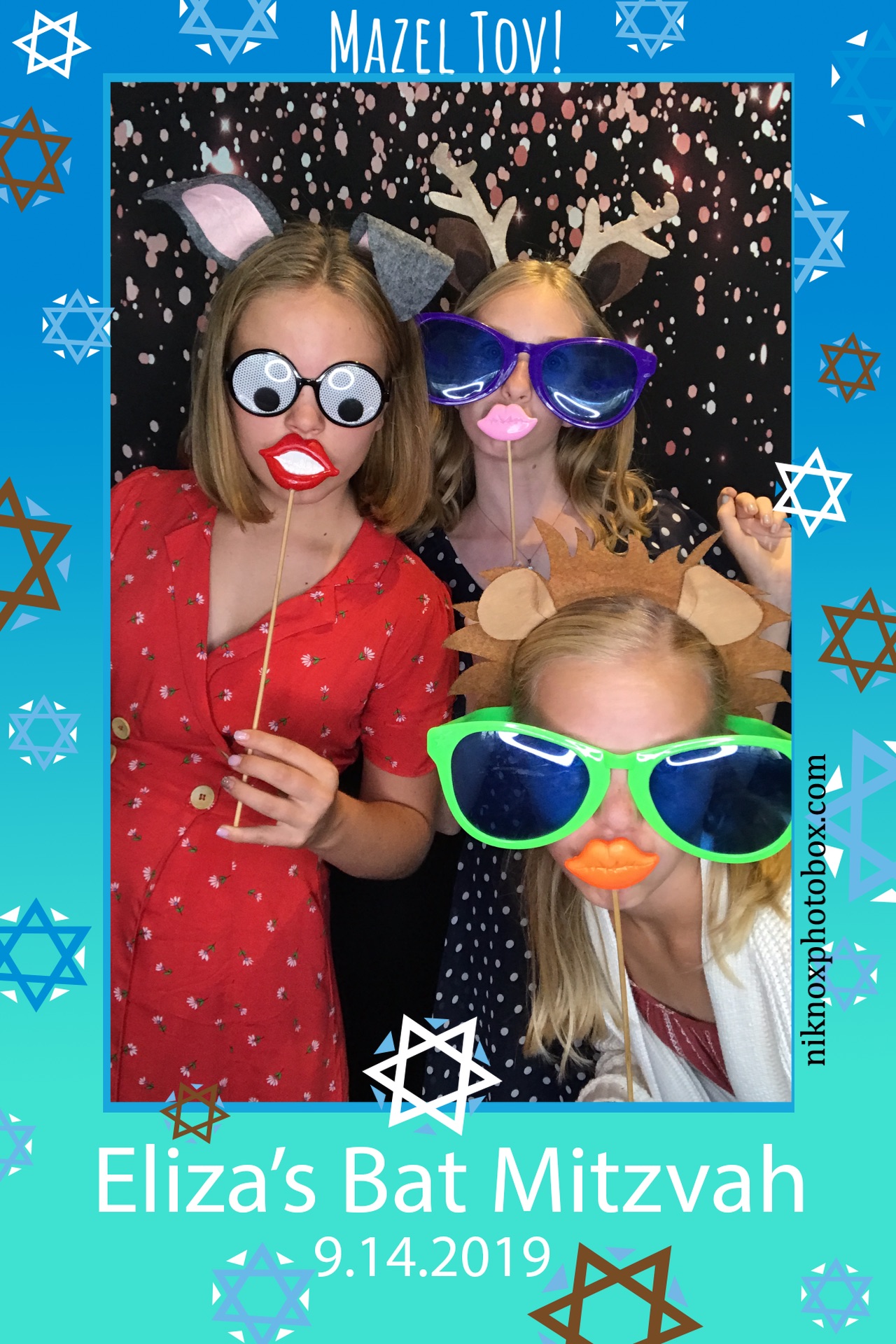 Eliza's Bat Mitzvah | View more photos from the event at gallery.niknoxphotobox.com/u/NiKnox-Photo-Box/Elizas-Bat-Mitzvah