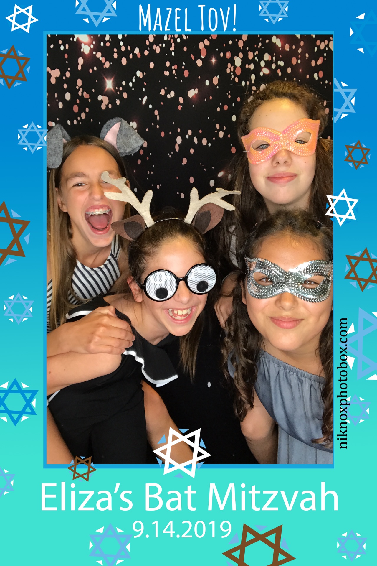 Eliza's Bat Mitzvah | View more photos from the event at gallery.niknoxphotobox.com/u/NiKnox-Photo-Box/Elizas-Bat-Mitzvah