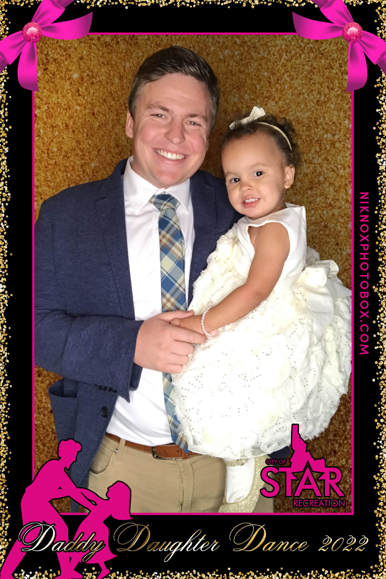 Star Daddy Daughter Dance | View more photos from the event at gallery.niknoxphotobox.com/u/NiKnox-Photo-Box/Star-Daddy-Daughter-Dance