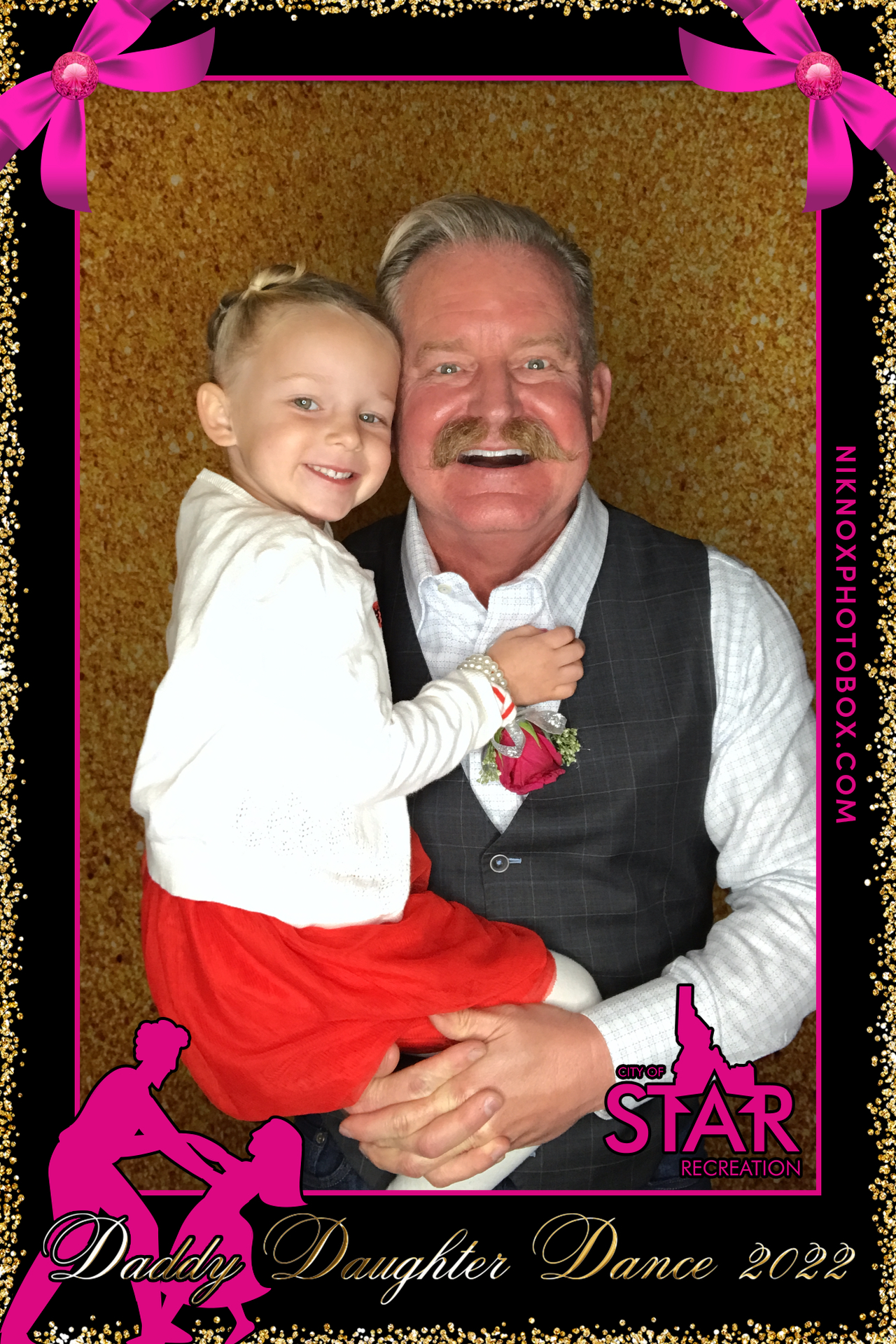 Star Daddy Daughter Dance | View more photos from the event at gallery.niknoxphotobox.com/u/NiKnox-Photo-Box/Star-Daddy-Daughter-Dance