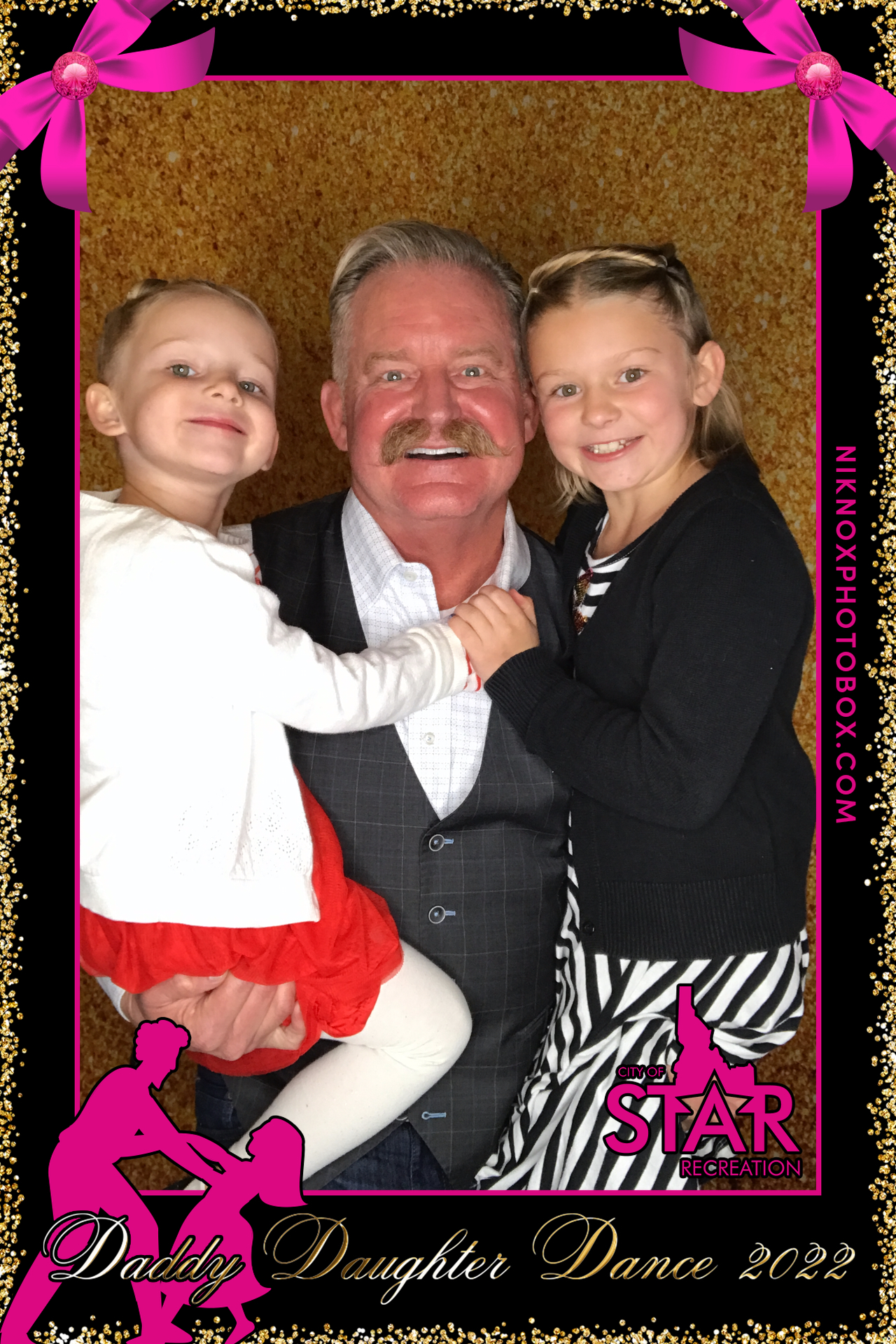 Star Daddy Daughter Dance | View more photos from the event at gallery.niknoxphotobox.com/u/NiKnox-Photo-Box/Star-Daddy-Daughter-Dance