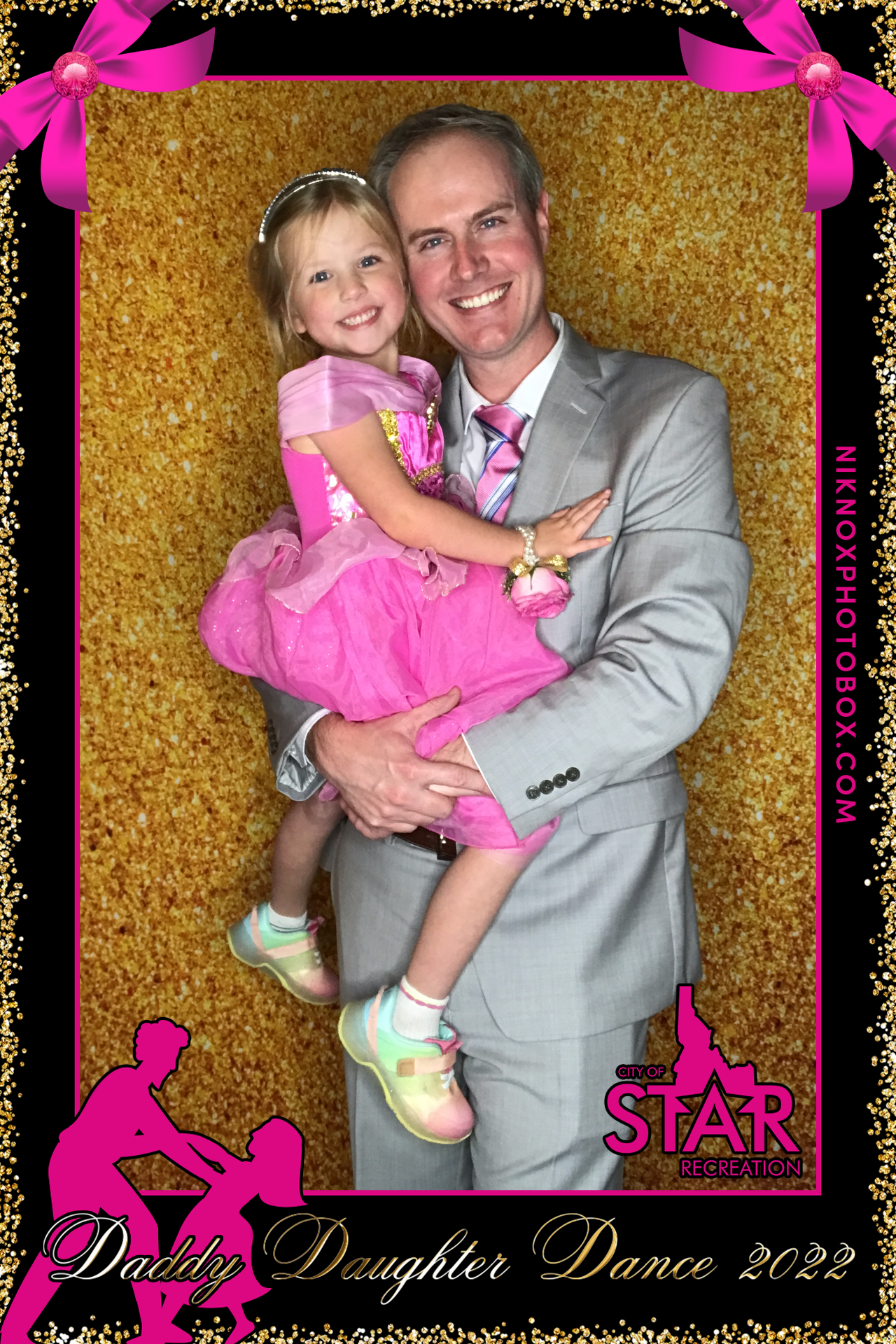 Star Daddy Daughter Dance | View more photos from the event at gallery.niknoxphotobox.com/u/NiKnox-Photo-Box/Star-Daddy-Daughter-Dance