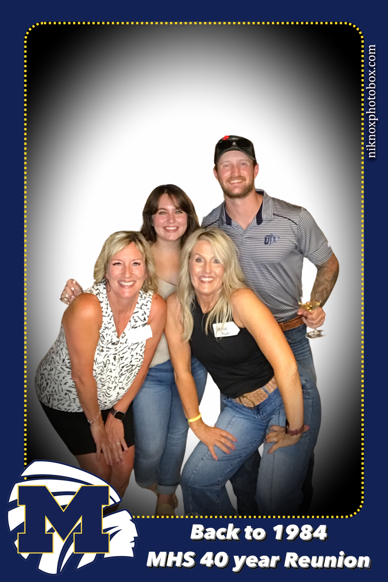 MHS 40 Year Reunion | View more photos from the event at gallery.niknoxphotobox.com/u/NiKnox-Photo-Box/MHS-40-Year-Reunion