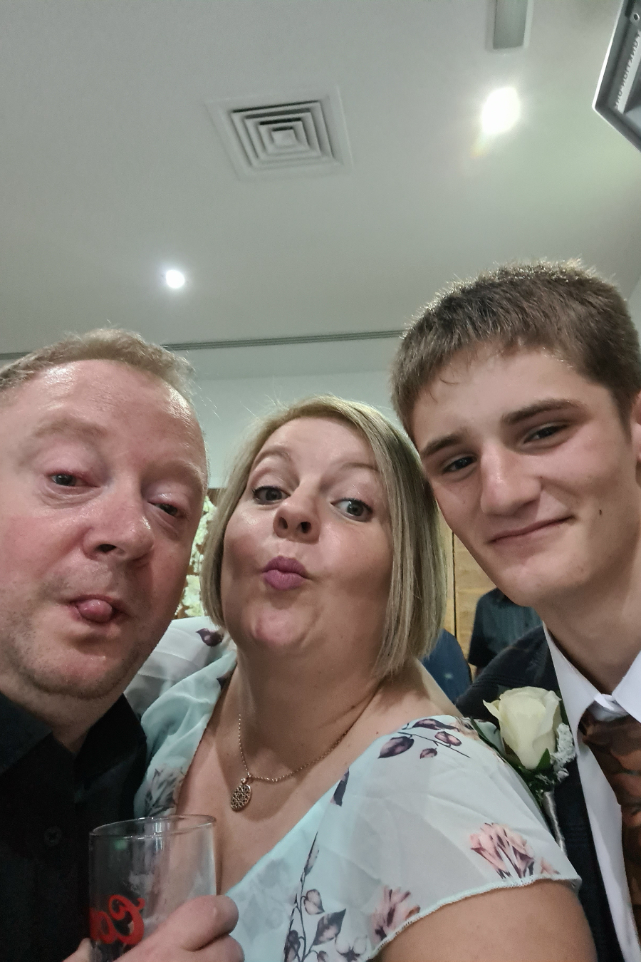 David & Terri's Wedding | View more photos from the event at gallery.omegaphotobooths.co.uk/u/Omega-Photobooths/David-Terris-Wedding