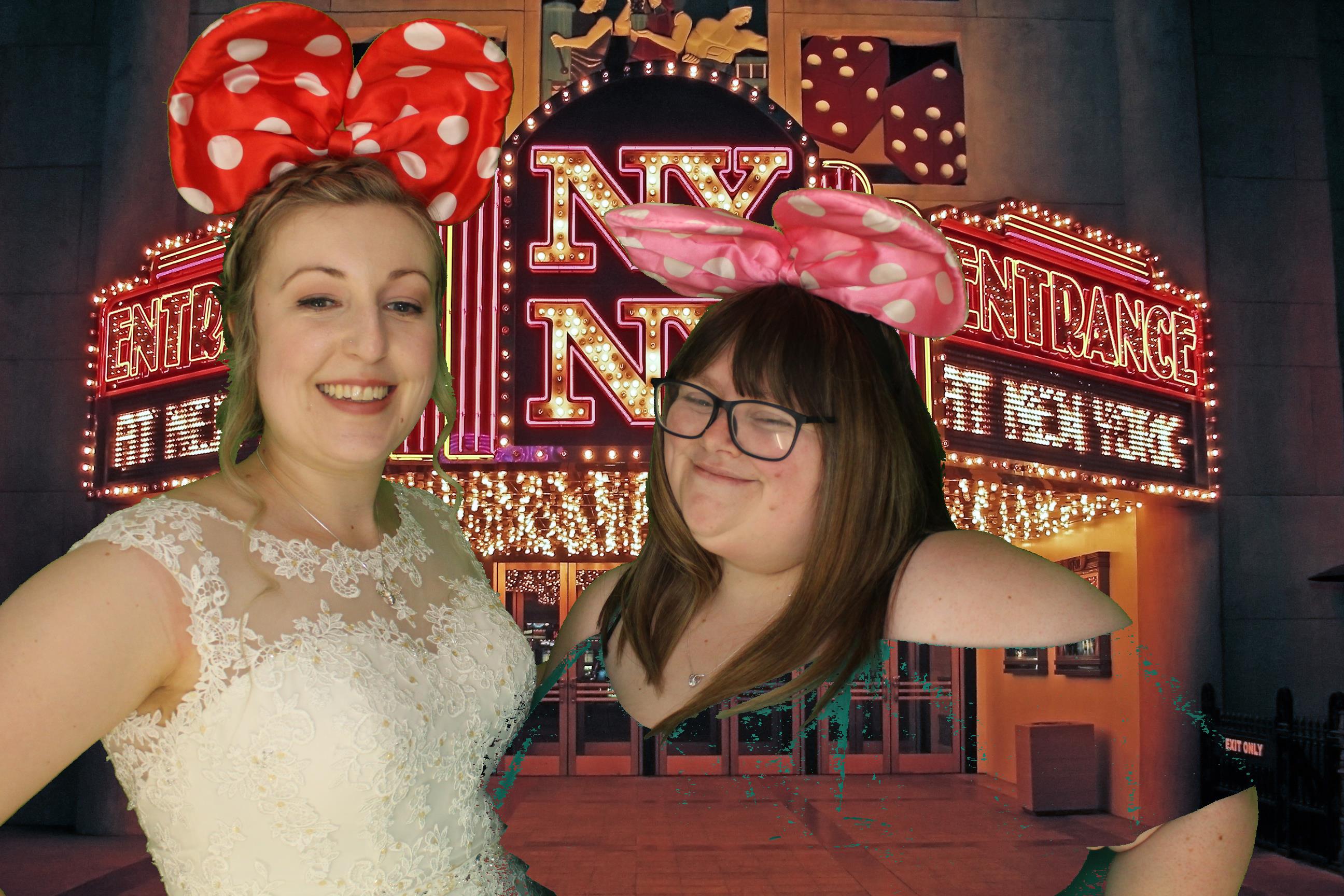 Ellie & James | View more photos from the event at gallery.omegaphotobooths.co.uk/u/Omega-Photobooths/Ellie-James