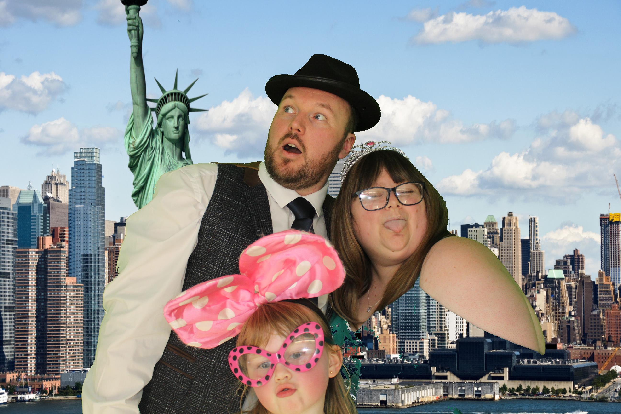 Ellie & James | View more photos from the event at gallery.omegaphotobooths.co.uk/u/Omega-Photobooths/Ellie-James