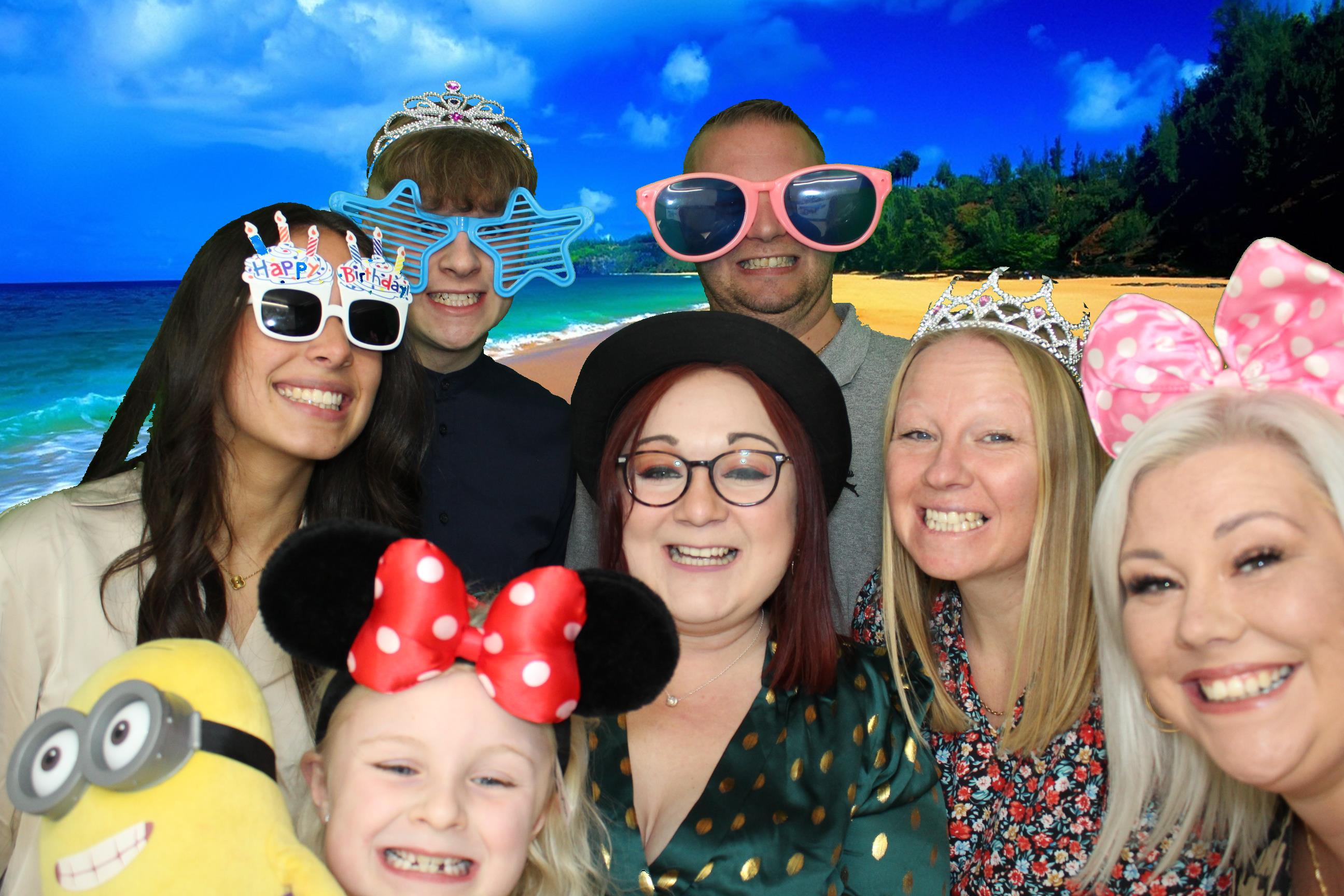 Michelle's 60th Birthday | View more photos from the event at gallery.omegaphotobooths.co.uk/u/Omega-Photobooths/Michelles-60th-Birthday