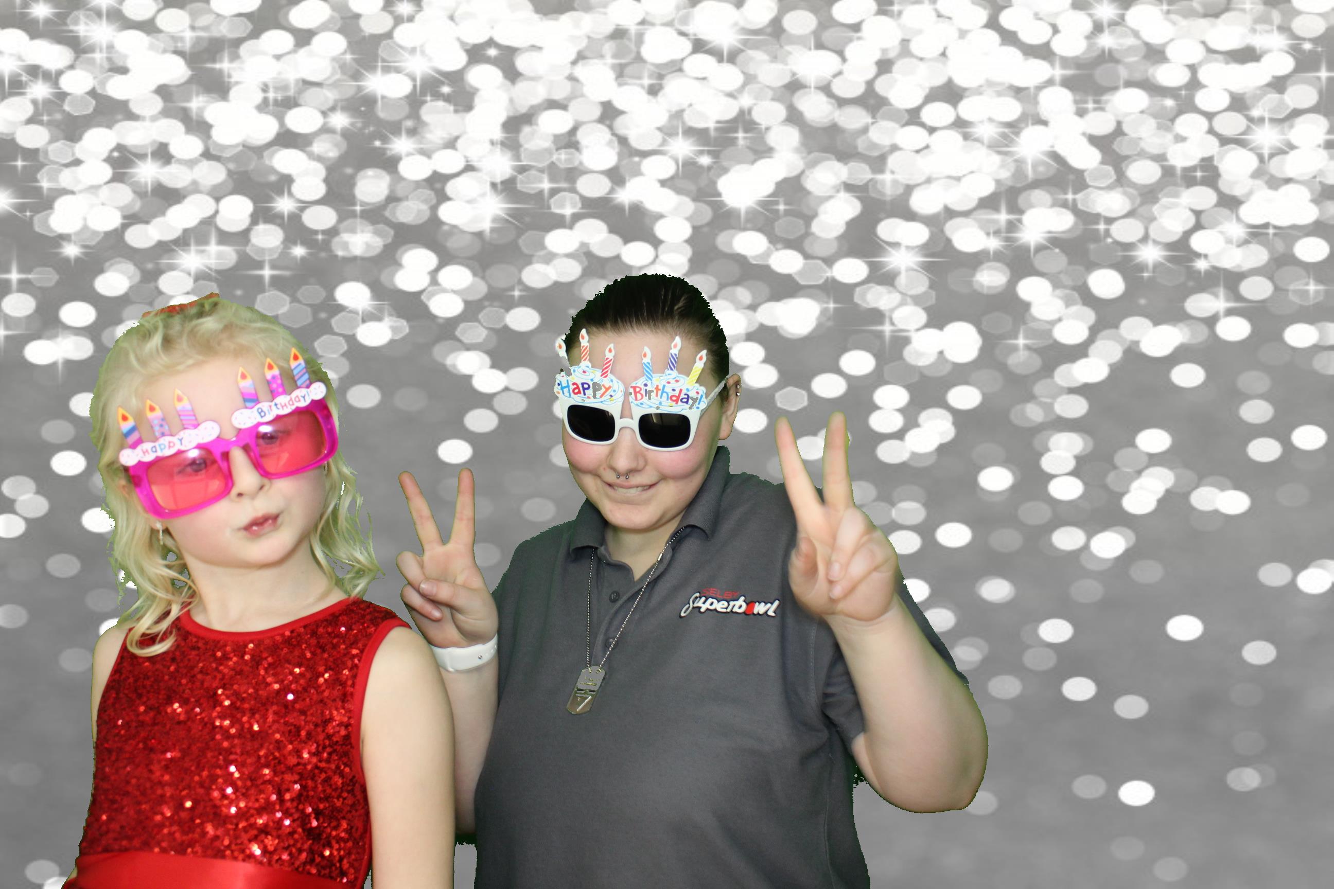 Michelle's 60th Birthday | View more photos from the event at gallery.omegaphotobooths.co.uk/u/Omega-Photobooths/Michelles-60th-Birthday