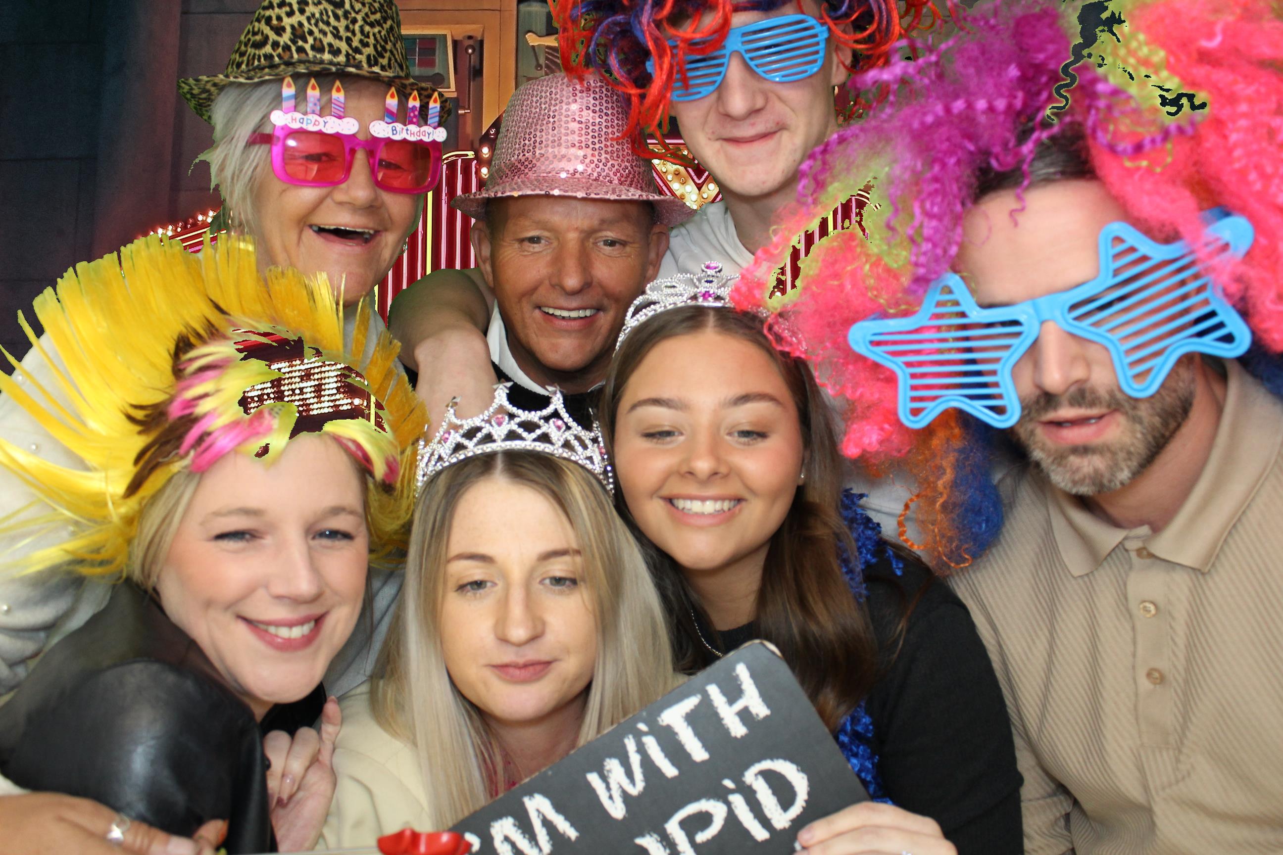 Michelle's 60th Birthday | View more photos from the event at gallery.omegaphotobooths.co.uk/u/Omega-Photobooths/Michelles-60th-Birthday
