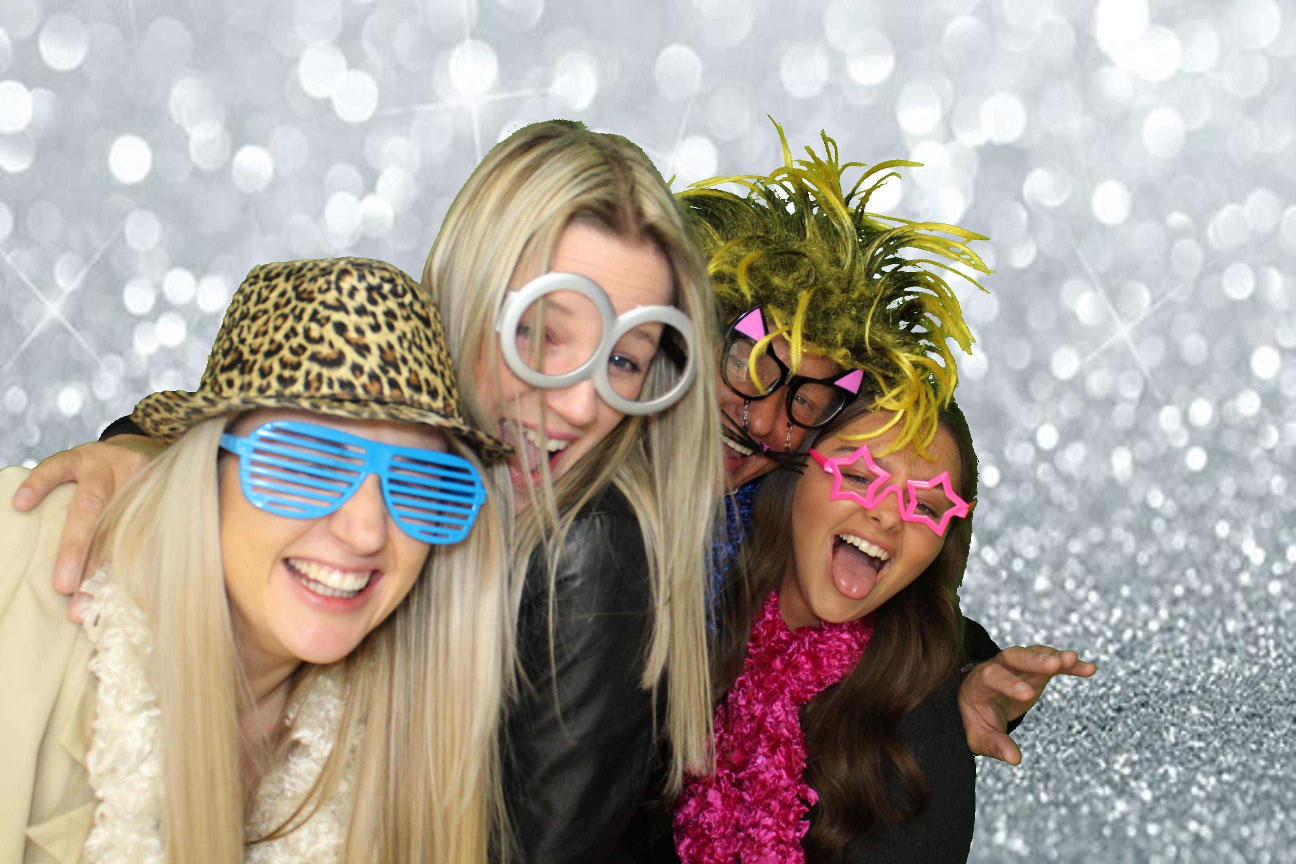 Michelle's 60th Birthday | View more photos from the event at gallery.omegaphotobooths.co.uk/u/Omega-Photobooths/Michelles-60th-Birthday