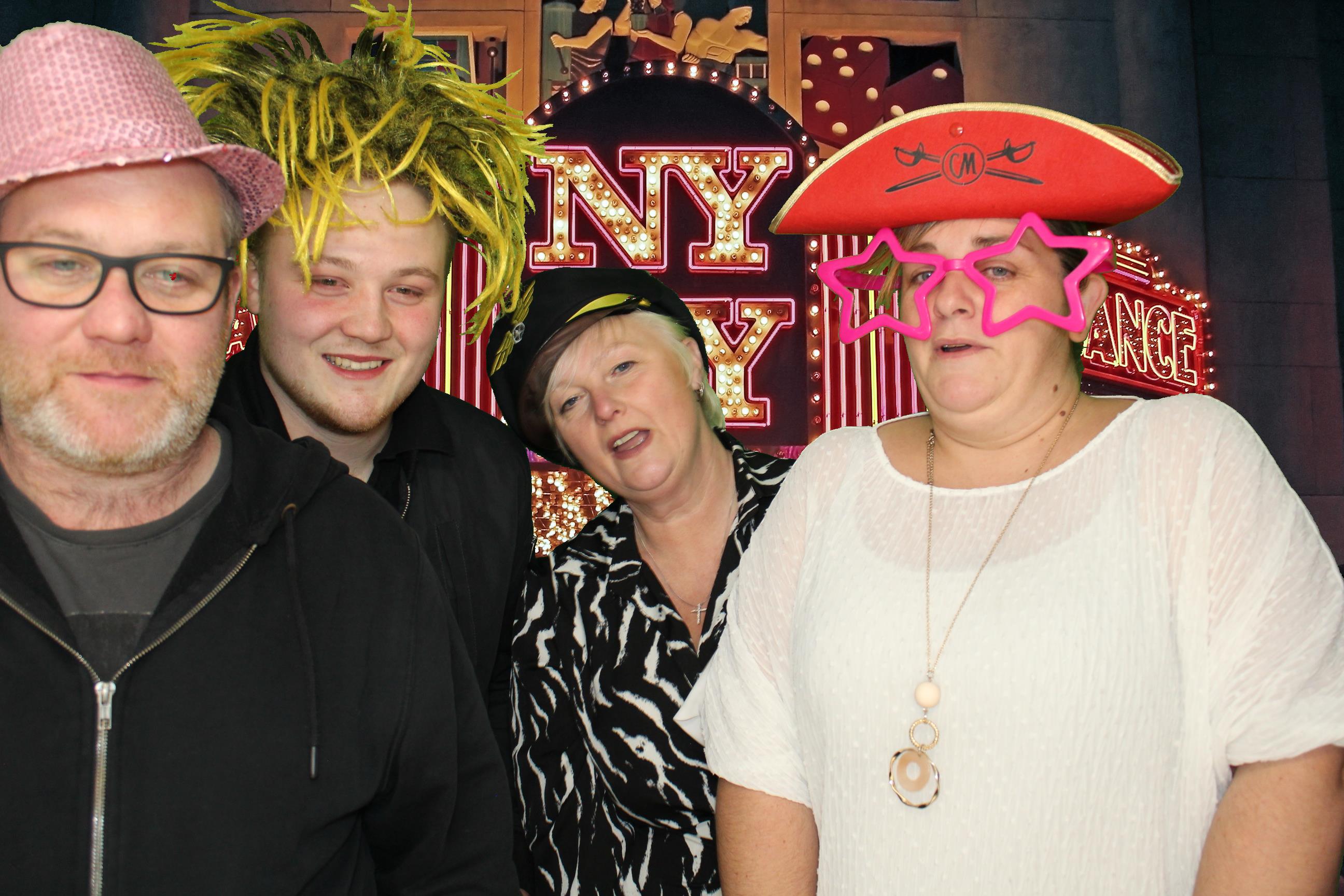 Michelle's 60th Birthday | View more photos from the event at gallery.omegaphotobooths.co.uk/u/Omega-Photobooths/Michelles-60th-Birthday
