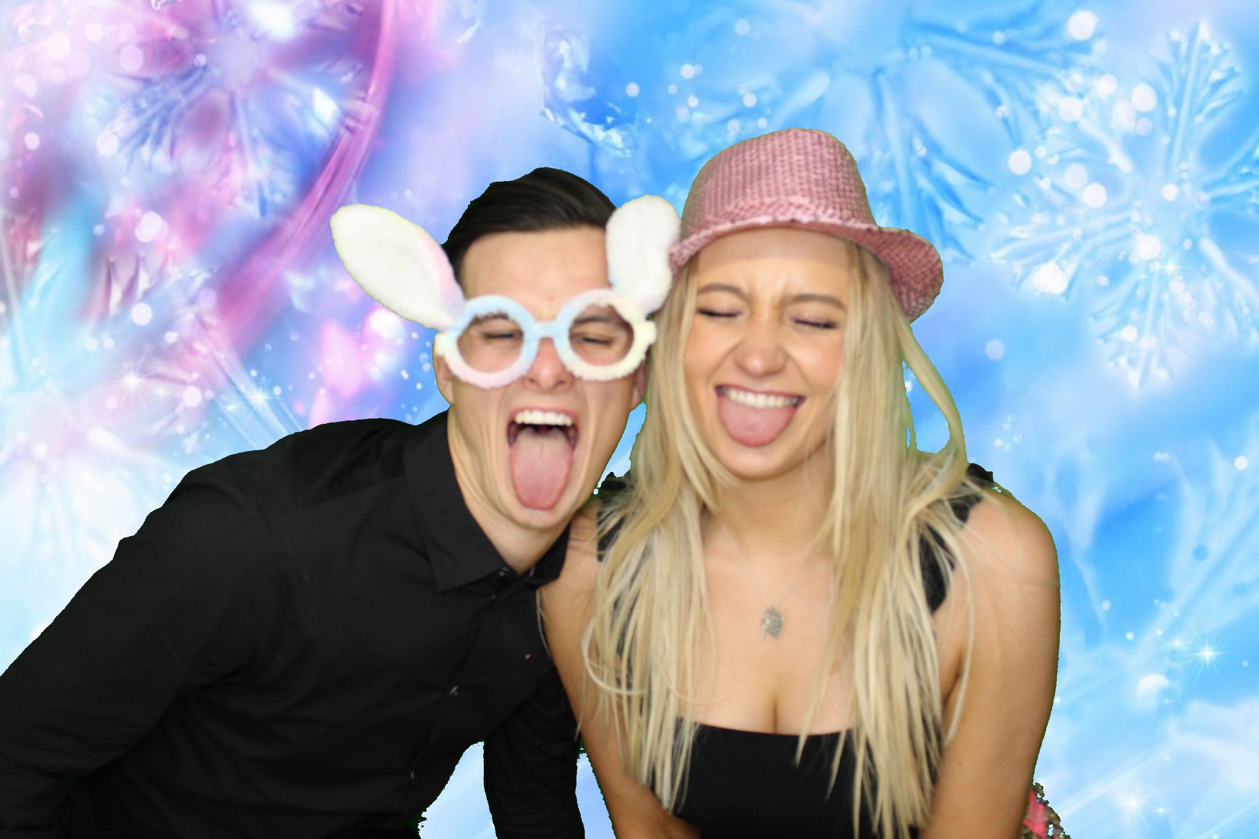 Zach & Steph's Engagement Party | View more photos from the event at gallery.omegaphotobooths.co.uk/u/Omega-Photobooths/Zach-Stephs-Engagement-Party