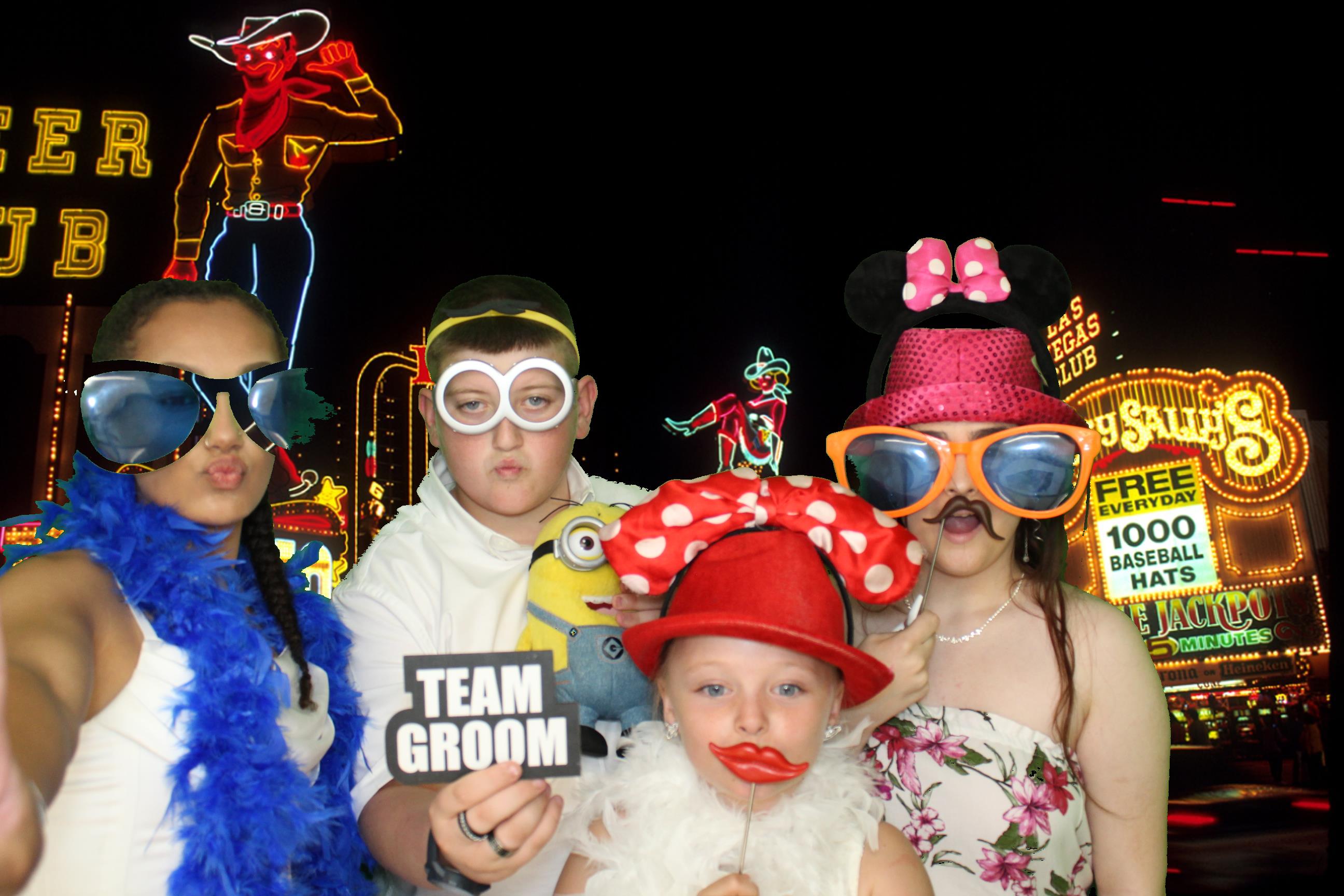 Ashley & Robyn's Wedding | View more photos from the event at gallery.omegaphotobooths.co.uk/u/Omega-Photobooths/Ashley-Robyns-Wedding