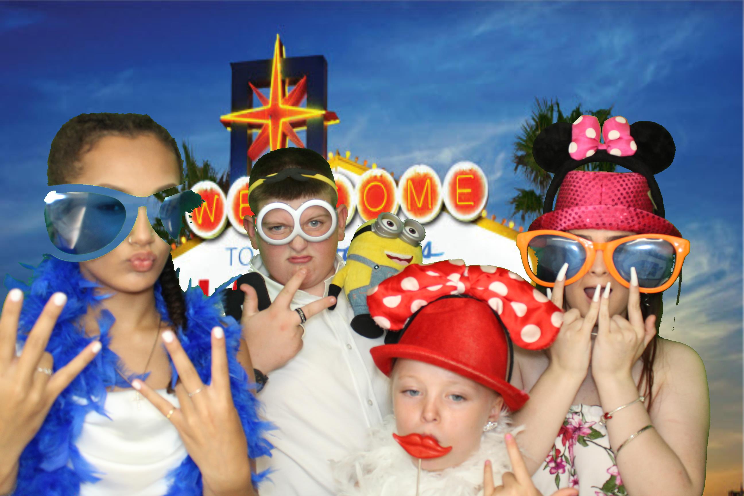 Ashley & Robyn's Wedding | View more photos from the event at gallery.omegaphotobooths.co.uk/u/Omega-Photobooths/Ashley-Robyns-Wedding