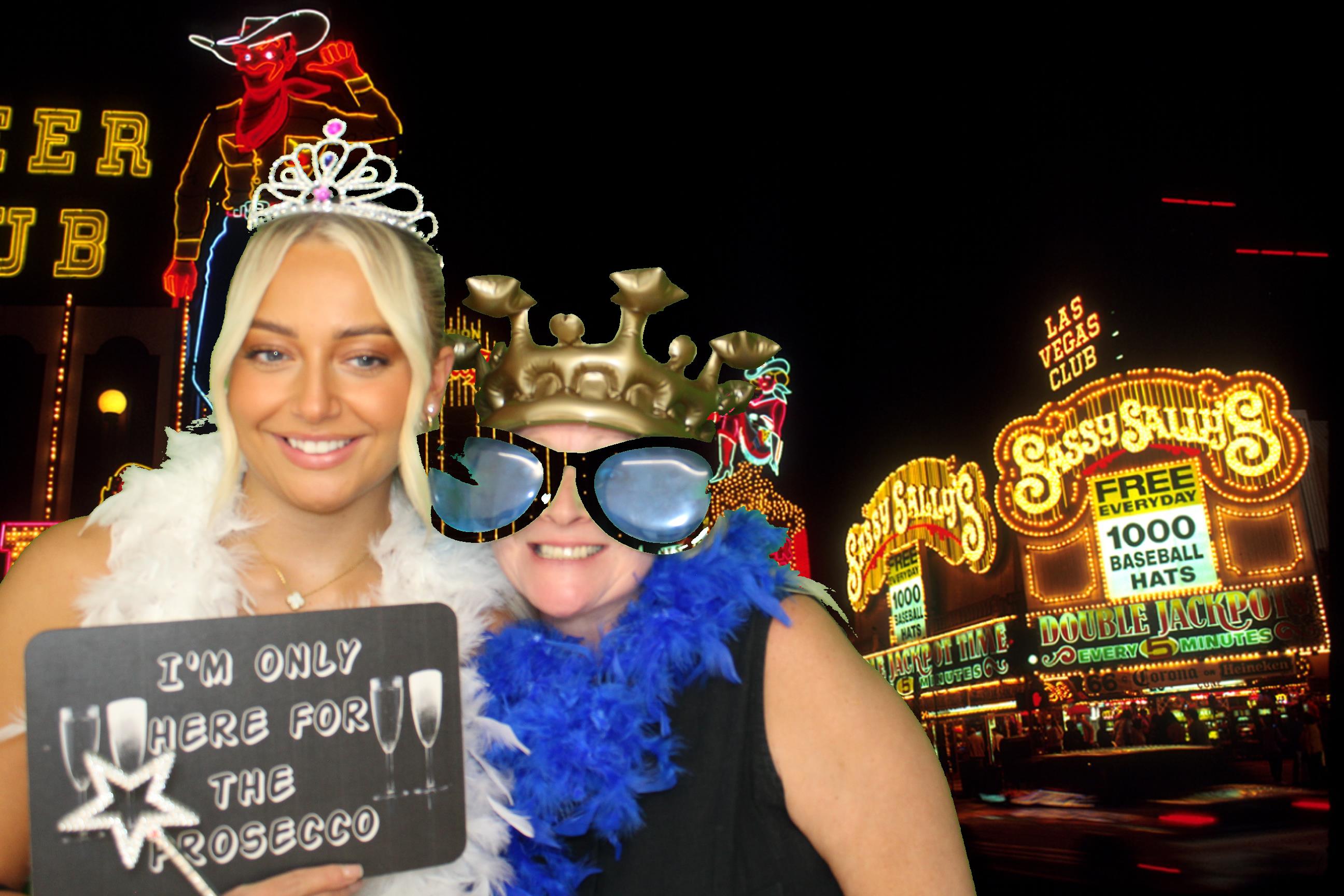 Ashley & Robyn's Wedding | View more photos from the event at gallery.omegaphotobooths.co.uk/u/Omega-Photobooths/Ashley-Robyns-Wedding