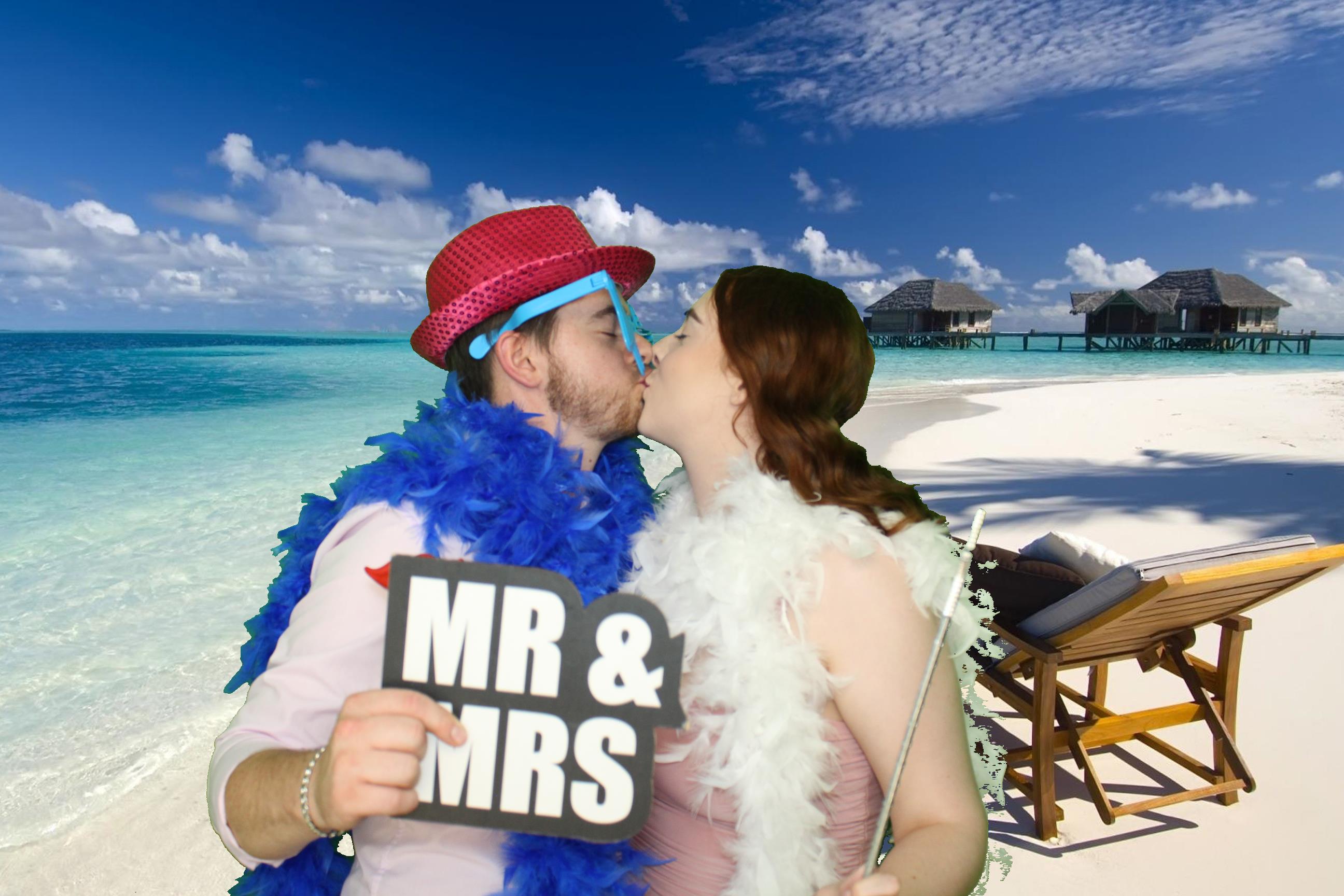 Ashley & Robyn's Wedding | View more photos from the event at gallery.omegaphotobooths.co.uk/u/Omega-Photobooths/Ashley-Robyns-Wedding