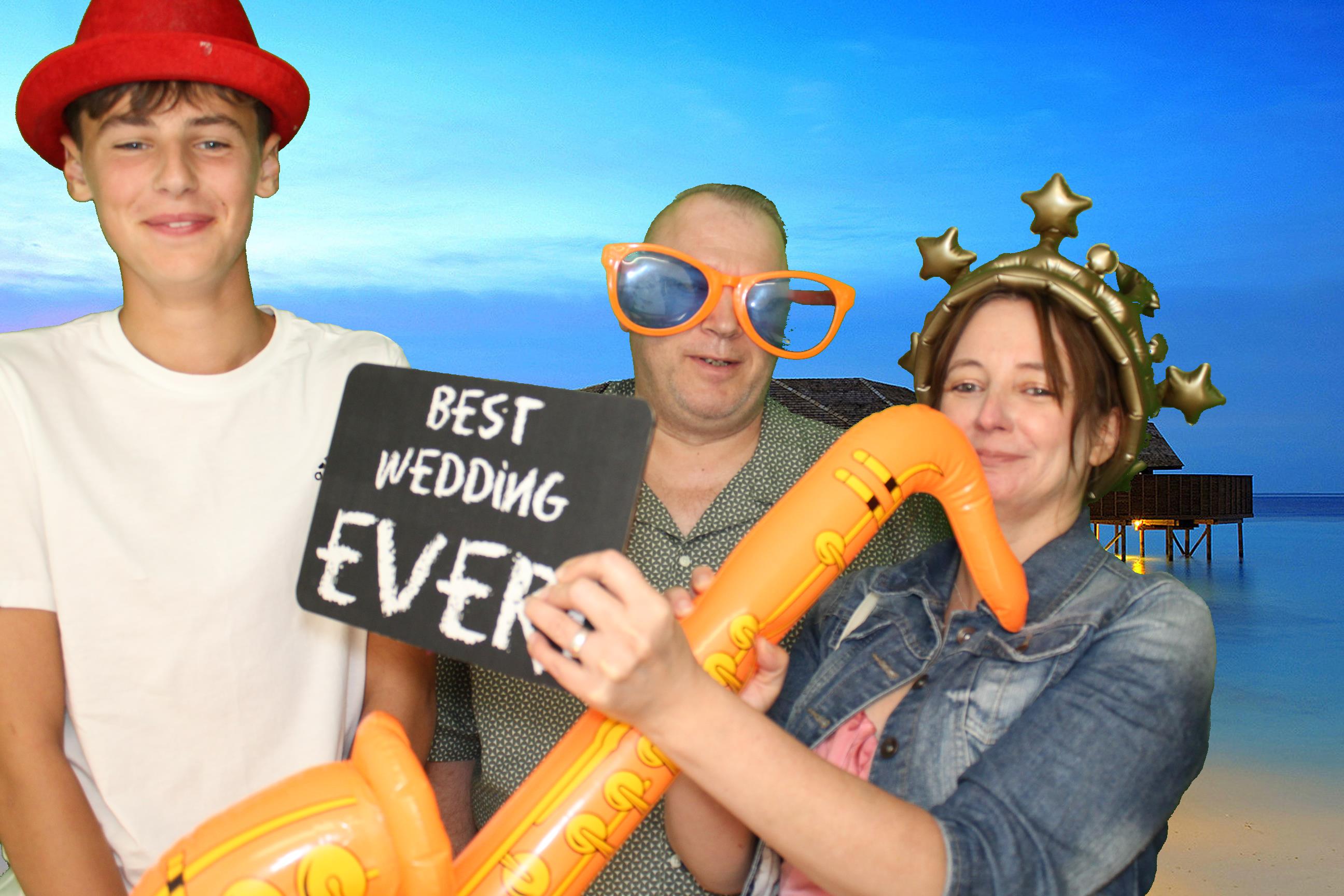 Ashley & Robyn's Wedding | View more photos from the event at gallery.omegaphotobooths.co.uk/u/Omega-Photobooths/Ashley-Robyns-Wedding