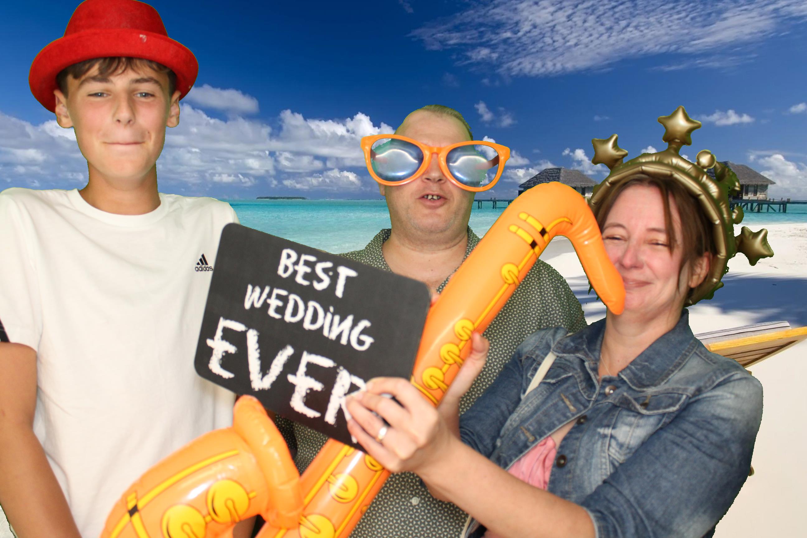 Ashley & Robyn's Wedding | View more photos from the event at gallery.omegaphotobooths.co.uk/u/Omega-Photobooths/Ashley-Robyns-Wedding
