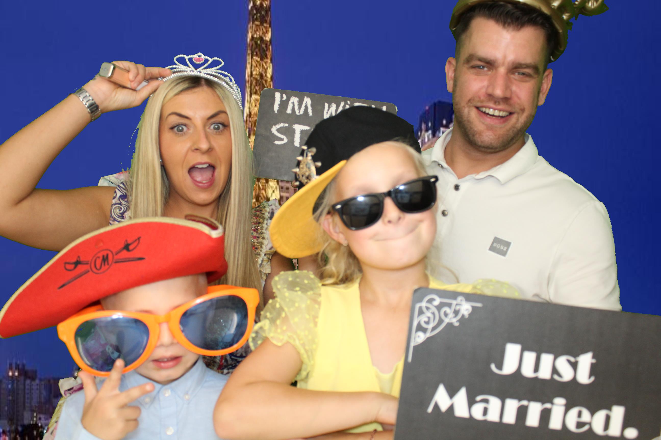 Ashley & Robyn's Wedding | View more photos from the event at gallery.omegaphotobooths.co.uk/u/Omega-Photobooths/Ashley-Robyns-Wedding