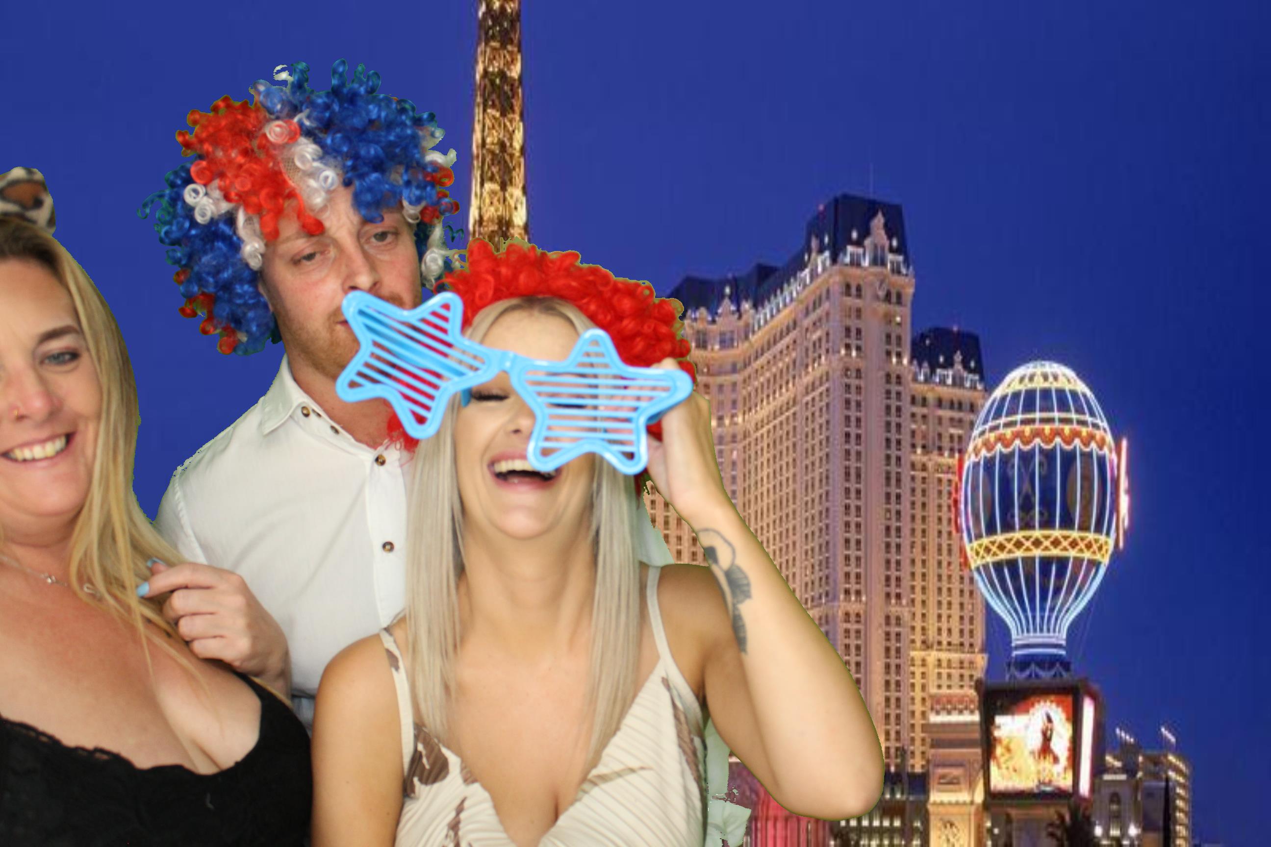 Ashley & Robyn's Wedding | View more photos from the event at gallery.omegaphotobooths.co.uk/u/Omega-Photobooths/Ashley-Robyns-Wedding