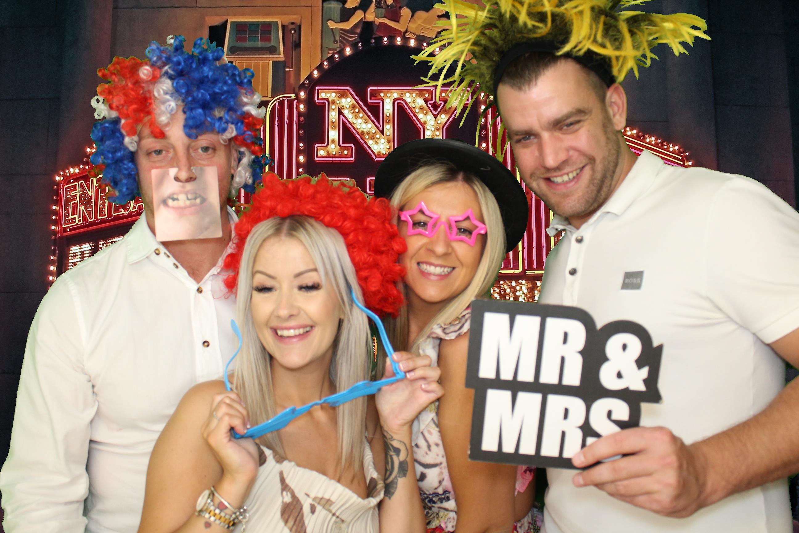 Ashley & Robyn's Wedding | View more photos from the event at gallery.omegaphotobooths.co.uk/u/Omega-Photobooths/Ashley-Robyns-Wedding