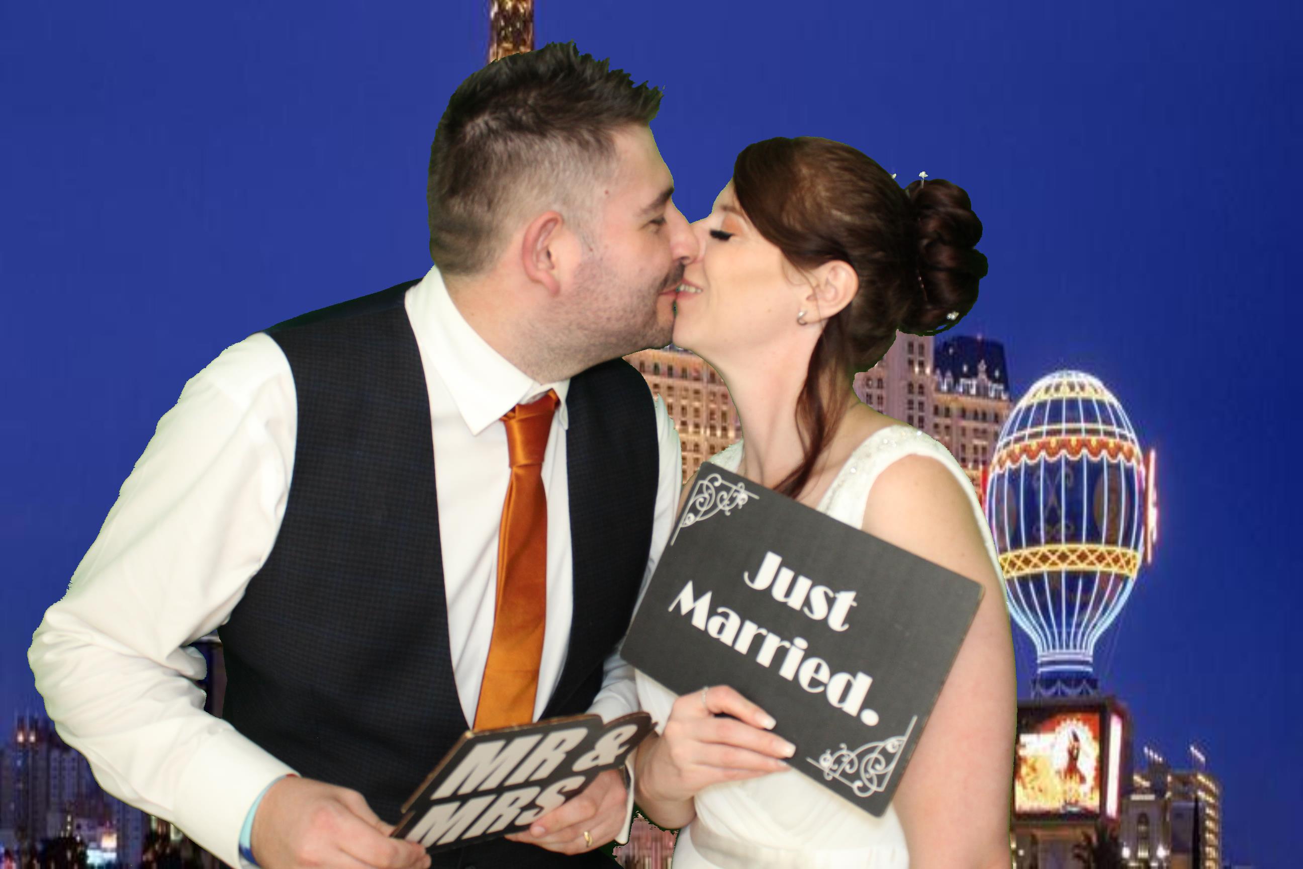 Ashley & Robyn's Wedding | View more photos from the event at gallery.omegaphotobooths.co.uk/u/Omega-Photobooths/Ashley-Robyns-Wedding