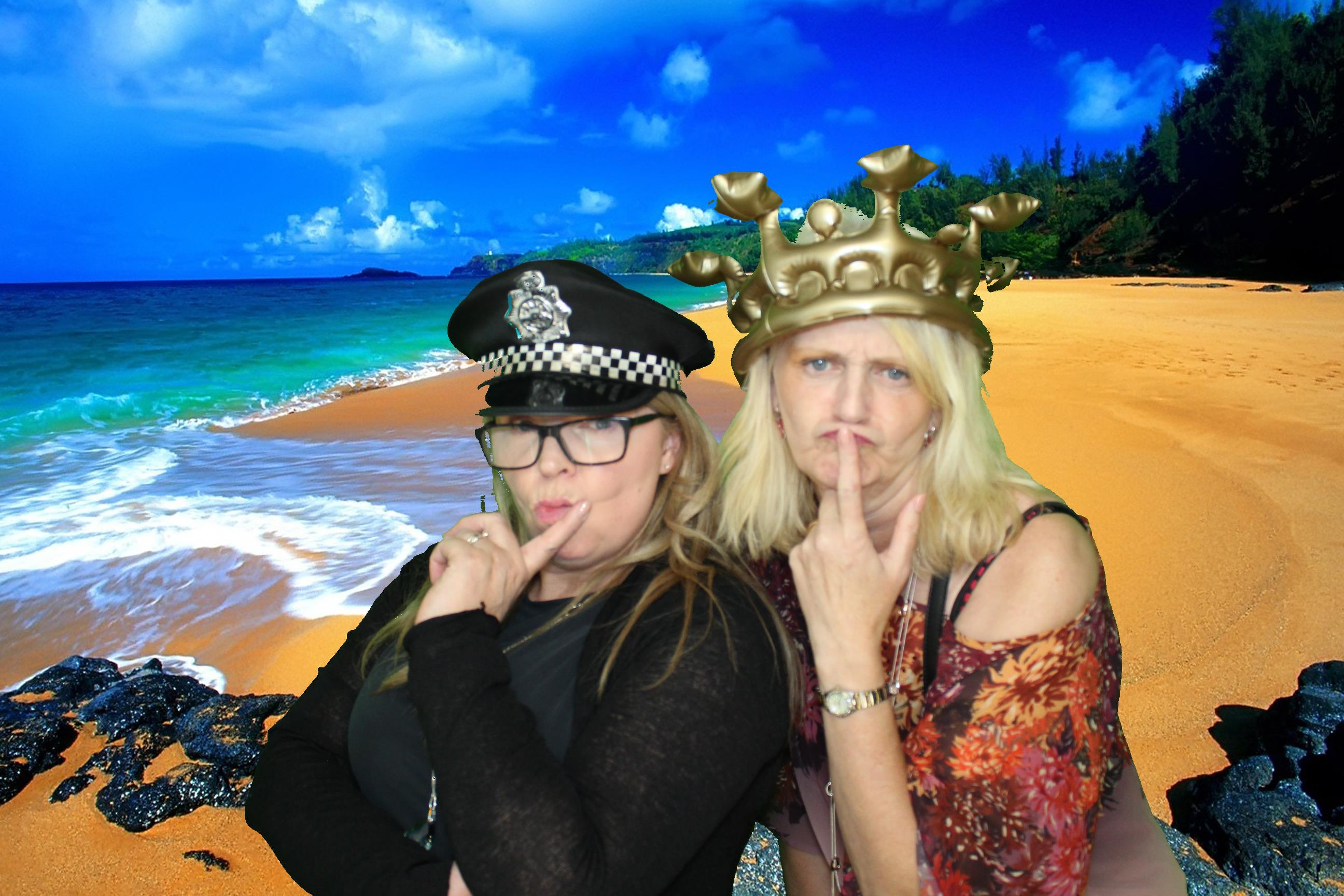 Ashley & Robyn's Wedding | View more photos from the event at gallery.omegaphotobooths.co.uk/u/Omega-Photobooths/Ashley-Robyns-Wedding