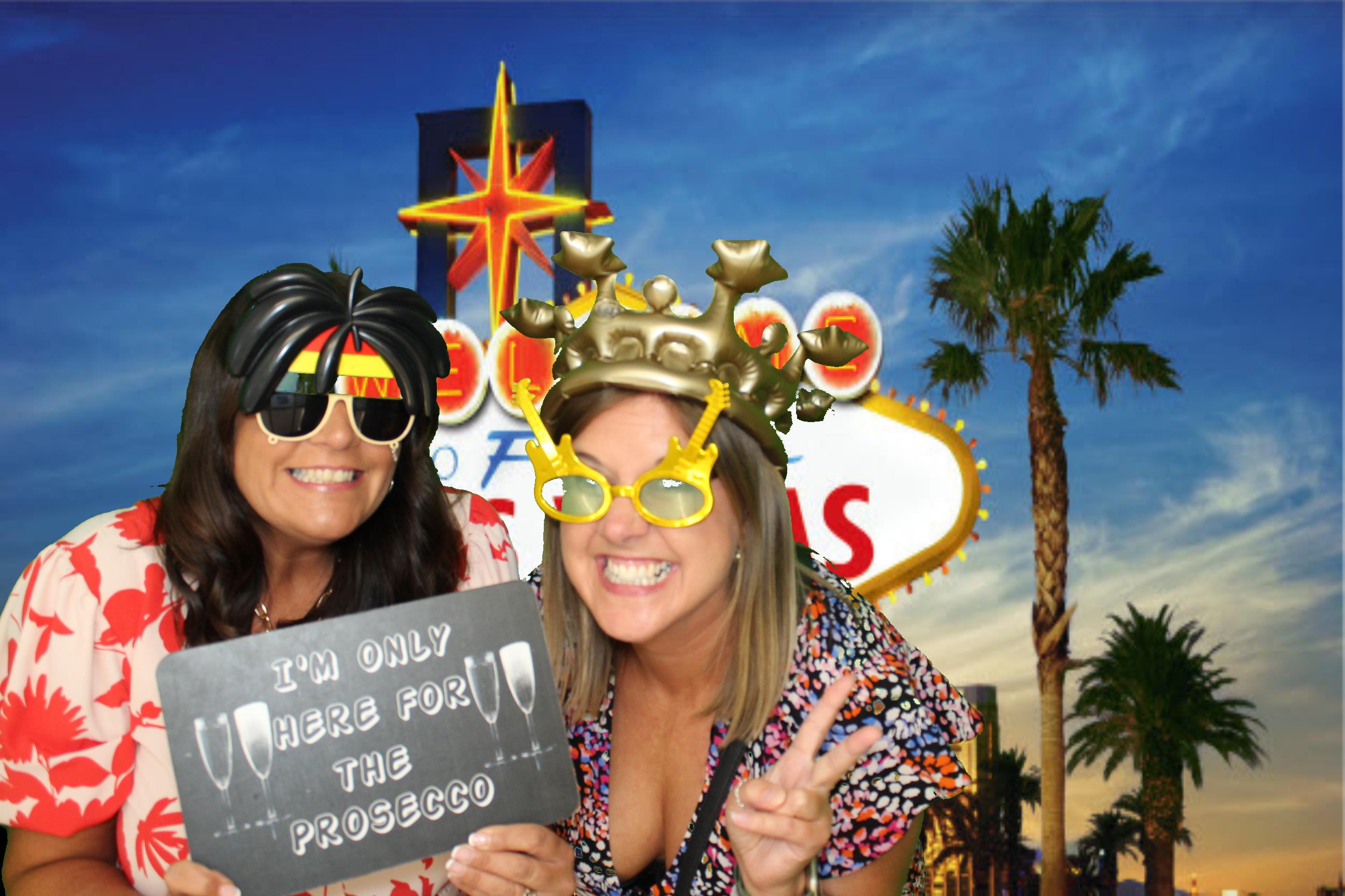 Ashley & Robyn's Wedding | View more photos from the event at gallery.omegaphotobooths.co.uk/u/Omega-Photobooths/Ashley-Robyns-Wedding