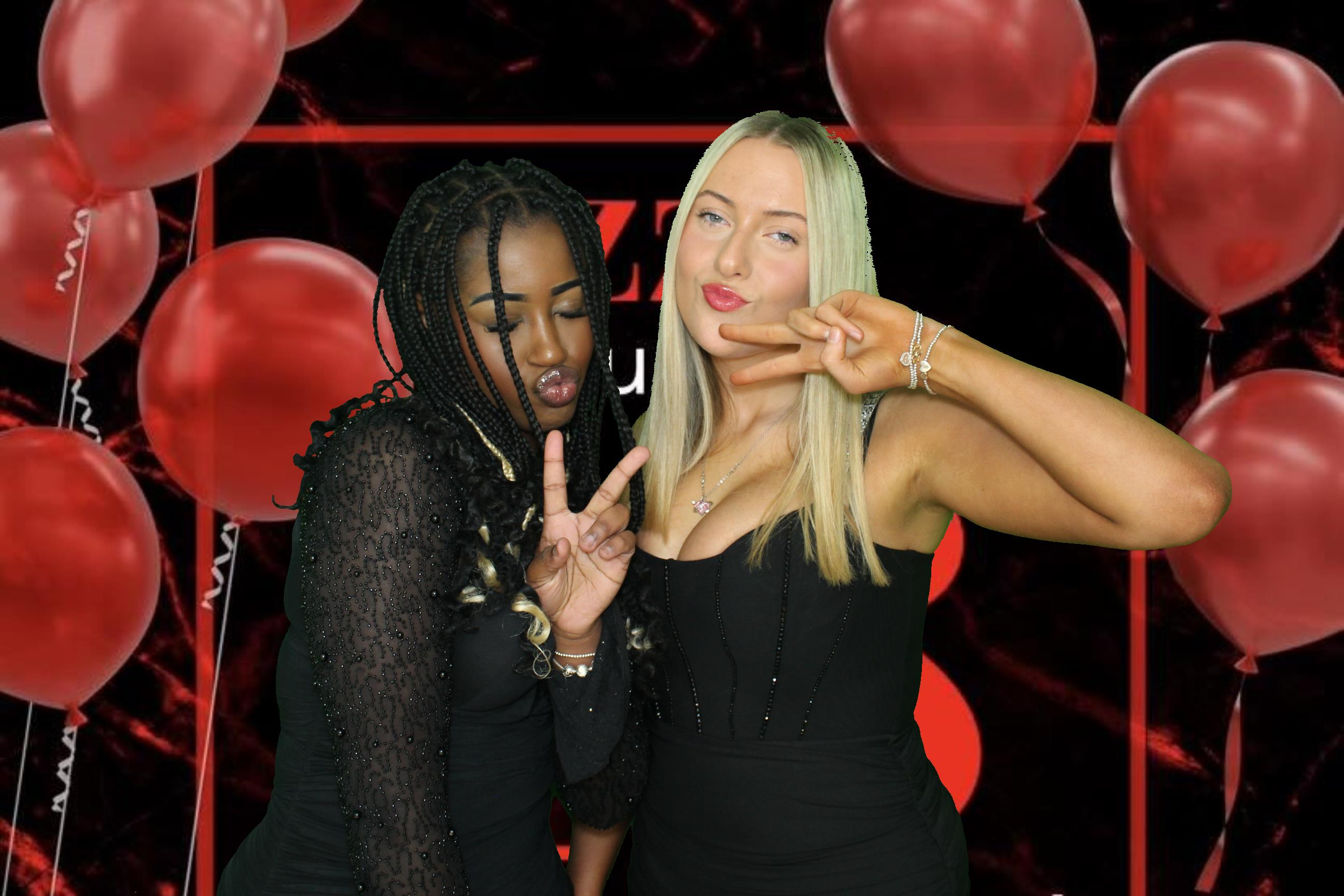 Izzy's 18th Birthday | View more photos from the event at gallery.omegaphotobooths.co.uk/u/Omega-Photobooths/Izzys-18th-Birthday