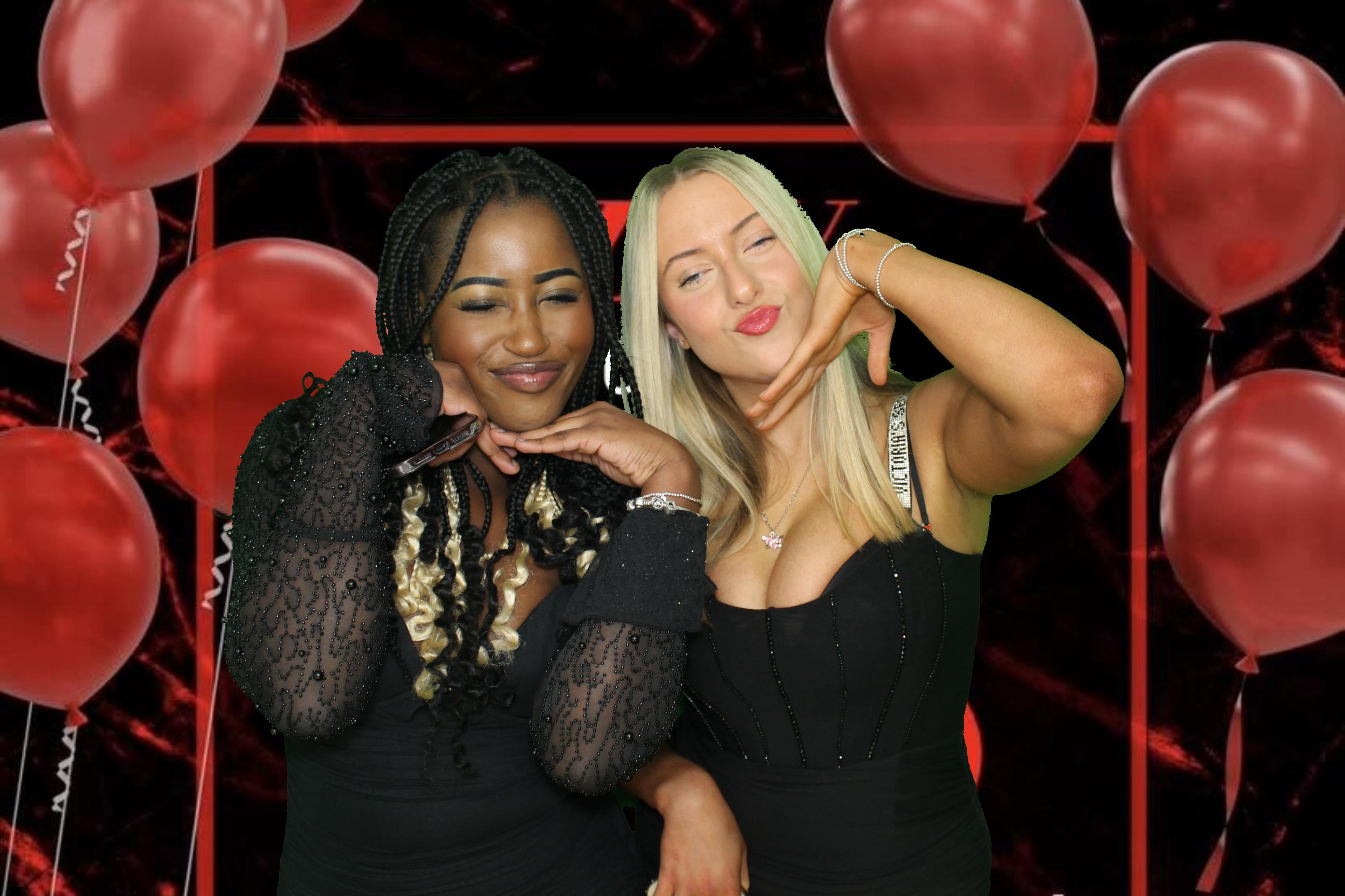 Izzy's 18th Birthday | View more photos from the event at gallery.omegaphotobooths.co.uk/u/Omega-Photobooths/Izzys-18th-Birthday