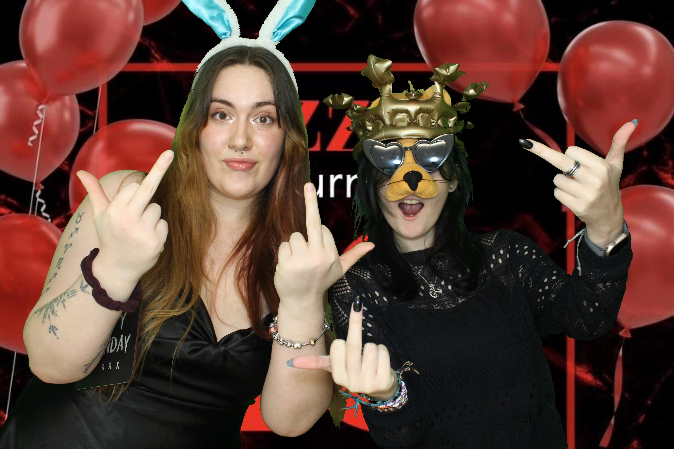 Izzy's 18th Birthday | View more photos from the event at gallery.omegaphotobooths.co.uk/u/Omega-Photobooths/Izzys-18th-Birthday