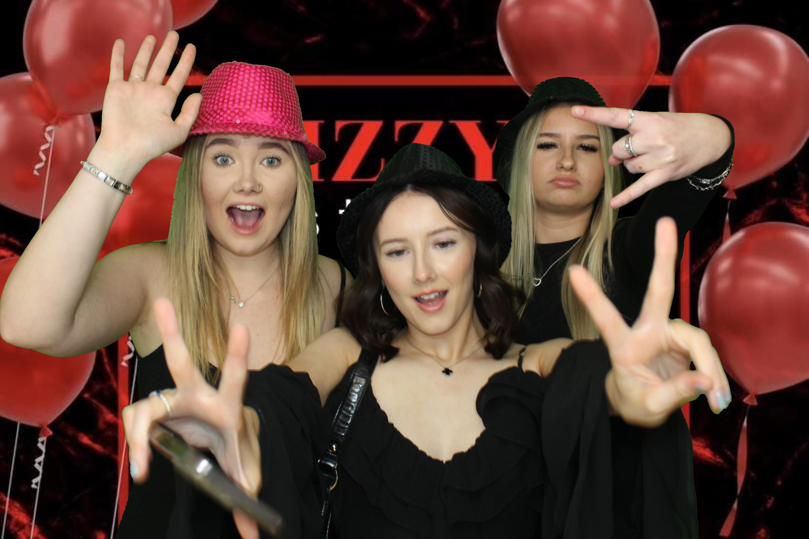 Izzy's 18th Birthday | View more photos from the event at gallery.omegaphotobooths.co.uk/u/Omega-Photobooths/Izzys-18th-Birthday