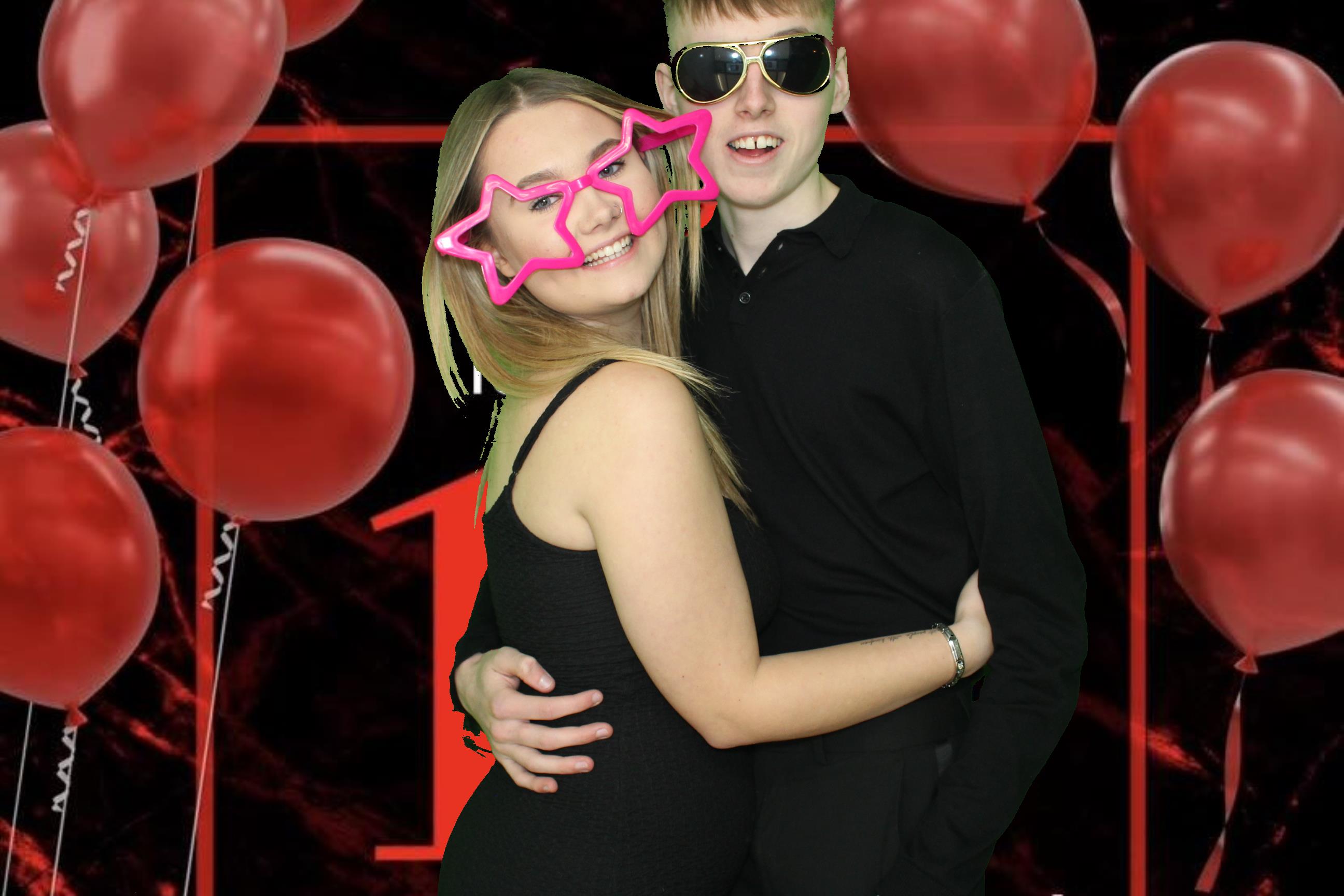 Izzy's 18th Birthday | View more photos from the event at gallery.omegaphotobooths.co.uk/u/Omega-Photobooths/Izzys-18th-Birthday