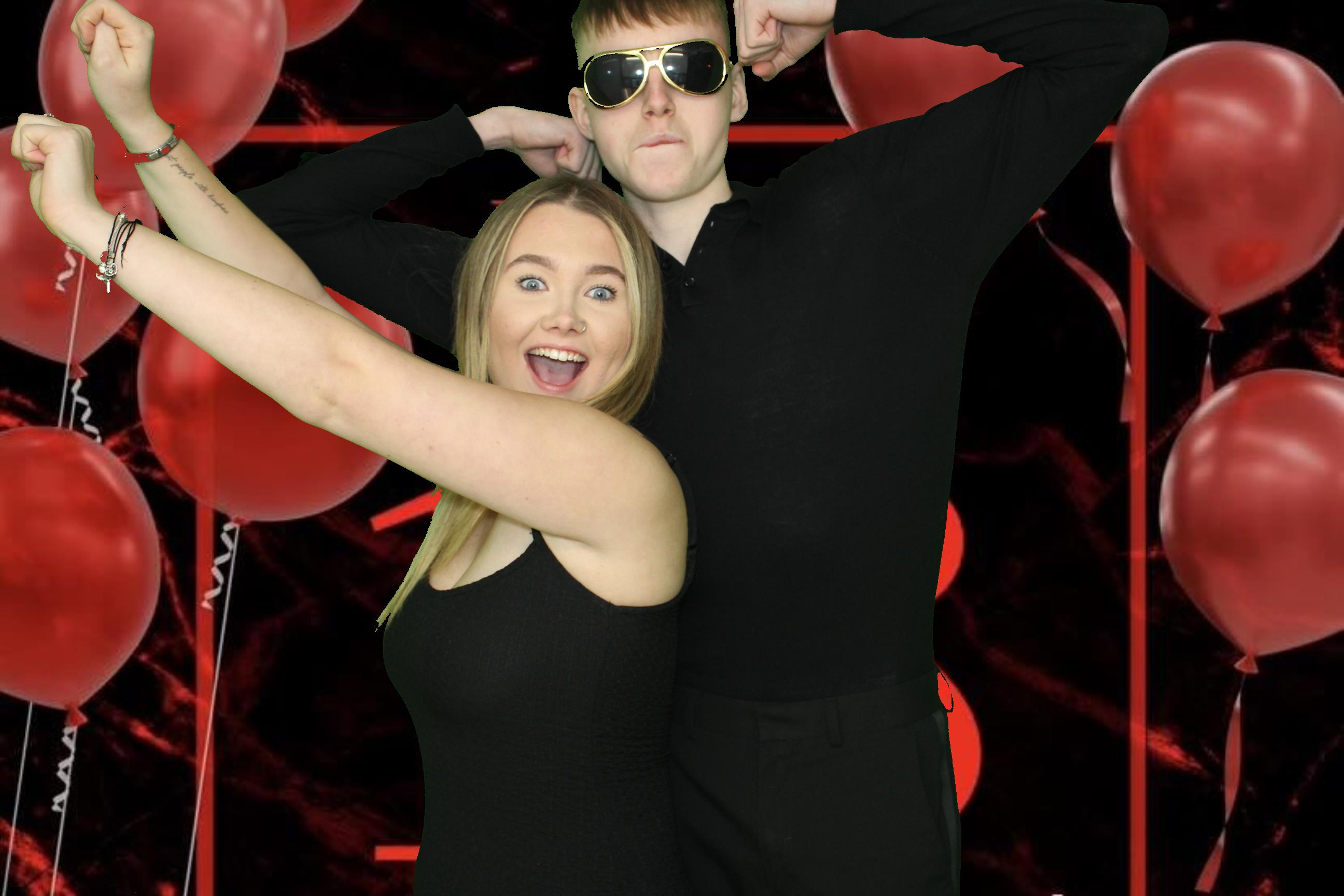 Izzy's 18th Birthday | View more photos from the event at gallery.omegaphotobooths.co.uk/u/Omega-Photobooths/Izzys-18th-Birthday