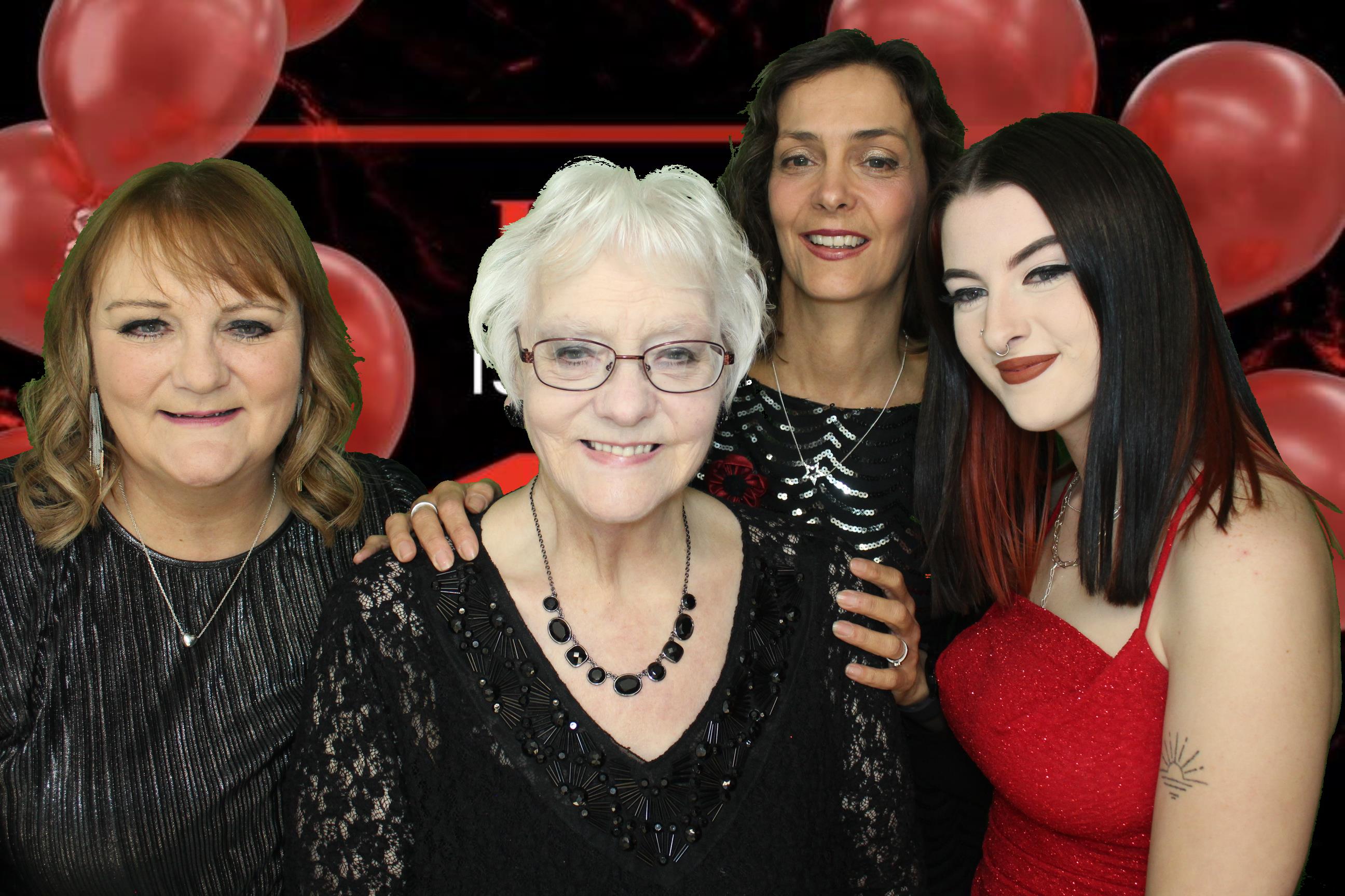 Izzy's 18th Birthday | View more photos from the event at gallery.omegaphotobooths.co.uk/u/Omega-Photobooths/Izzys-18th-Birthday