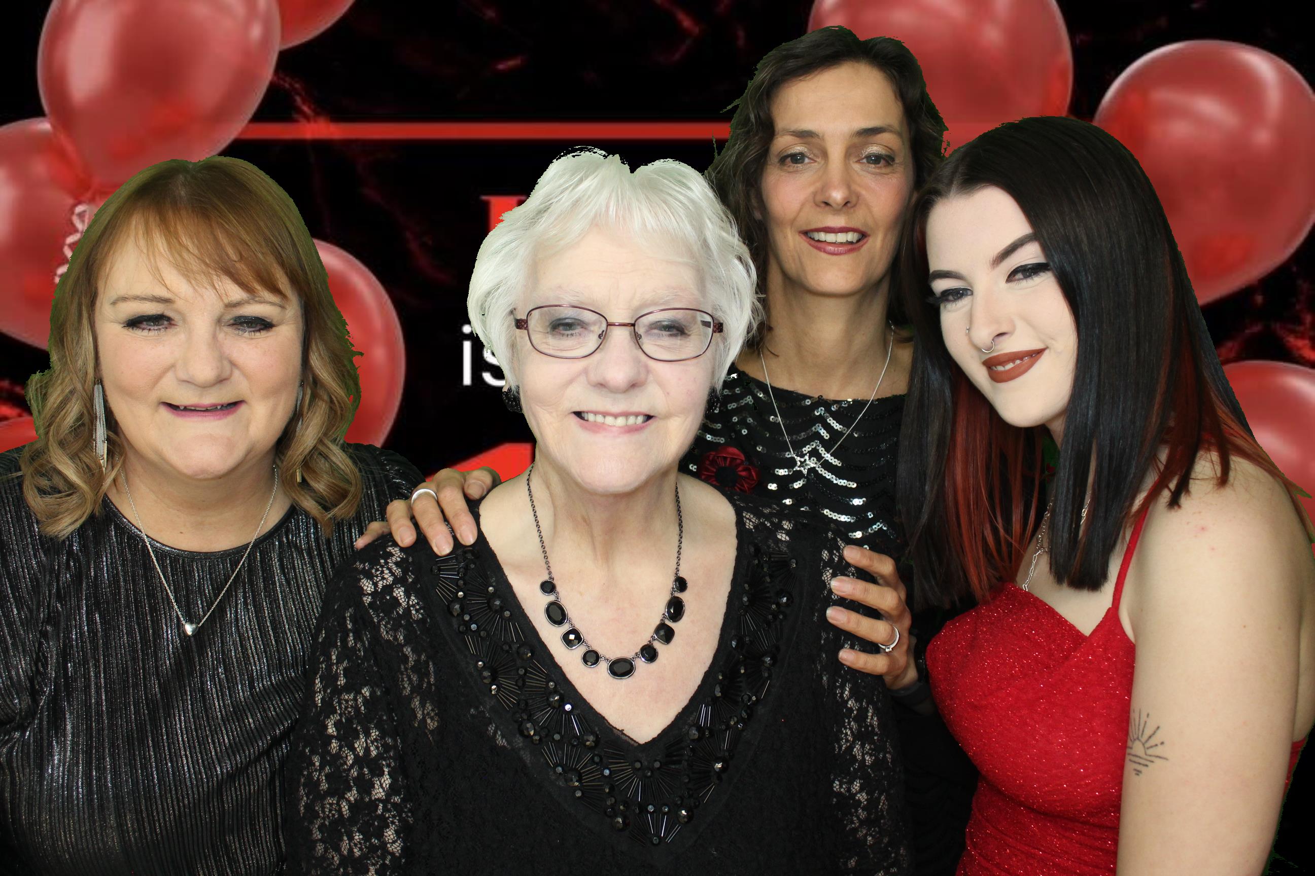 Izzy's 18th Birthday | View more photos from the event at gallery.omegaphotobooths.co.uk/u/Omega-Photobooths/Izzys-18th-Birthday