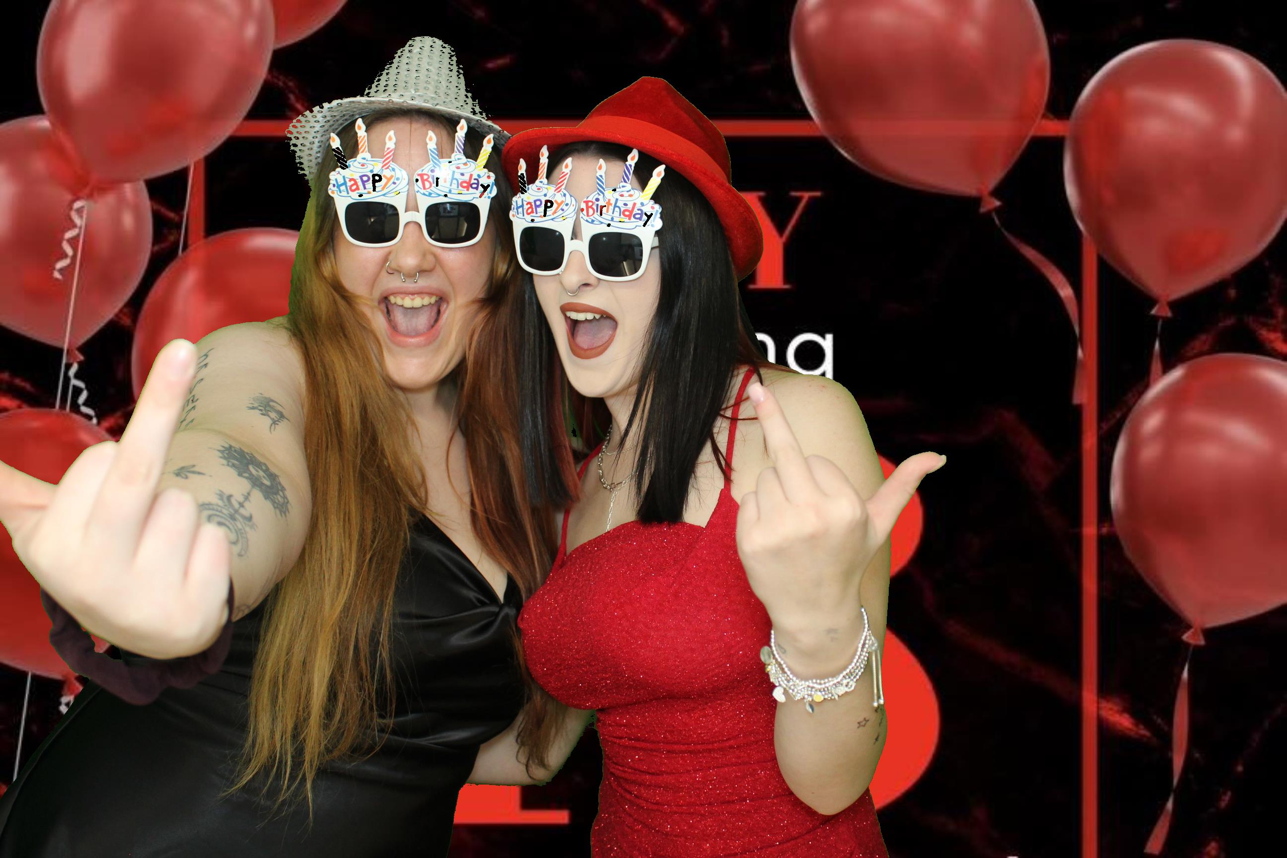 Izzy's 18th Birthday | View more photos from the event at gallery.omegaphotobooths.co.uk/u/Omega-Photobooths/Izzys-18th-Birthday