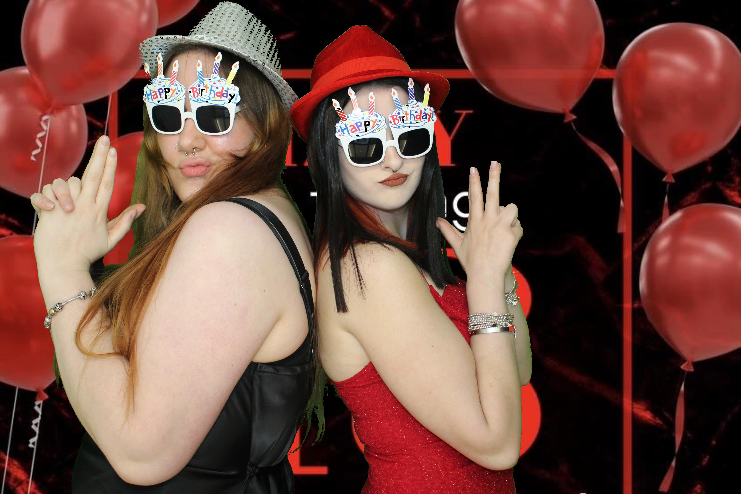 Izzy's 18th Birthday | View more photos from the event at gallery.omegaphotobooths.co.uk/u/Omega-Photobooths/Izzys-18th-Birthday