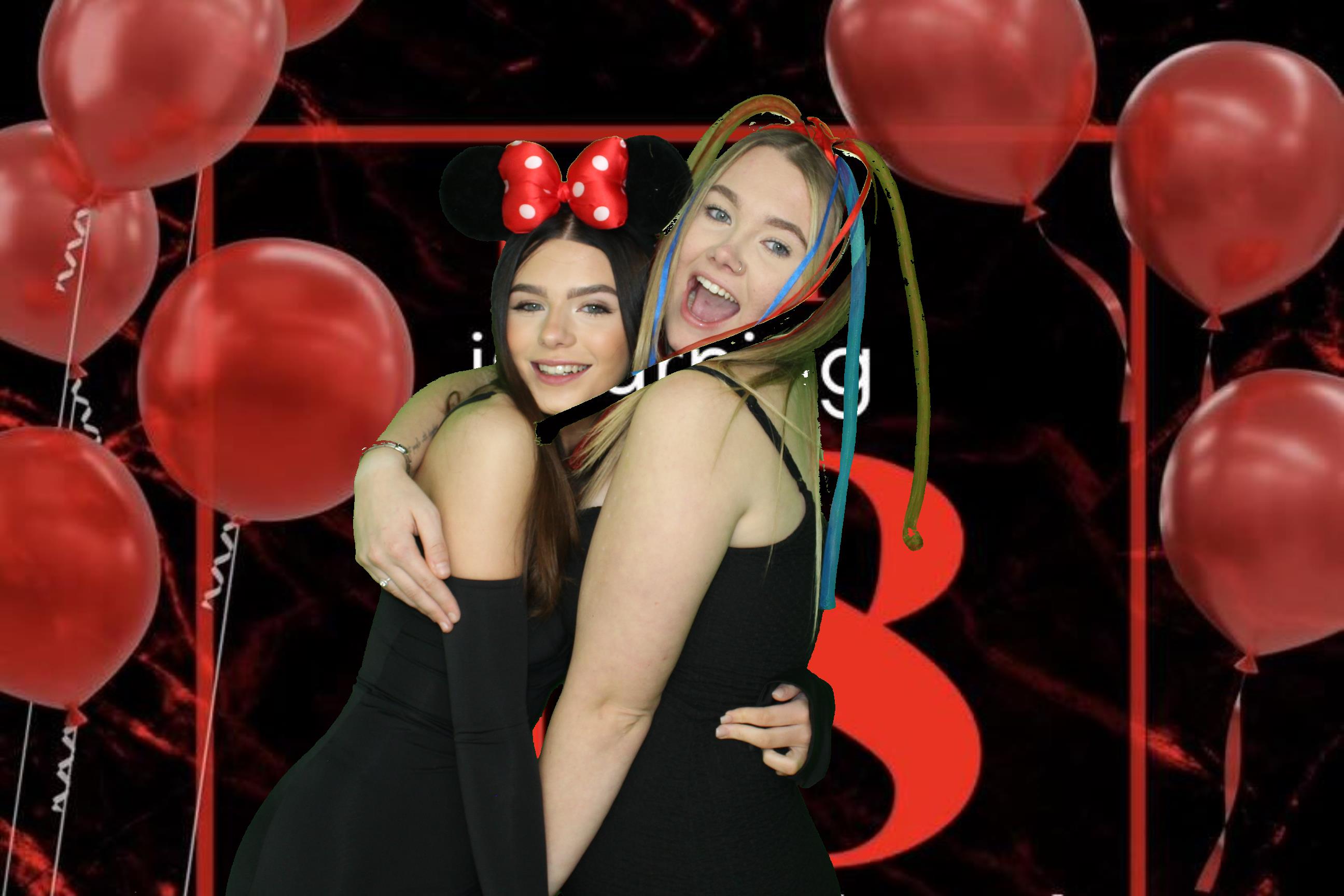 Izzy's 18th Birthday | View more photos from the event at gallery.omegaphotobooths.co.uk/u/Omega-Photobooths/Izzys-18th-Birthday