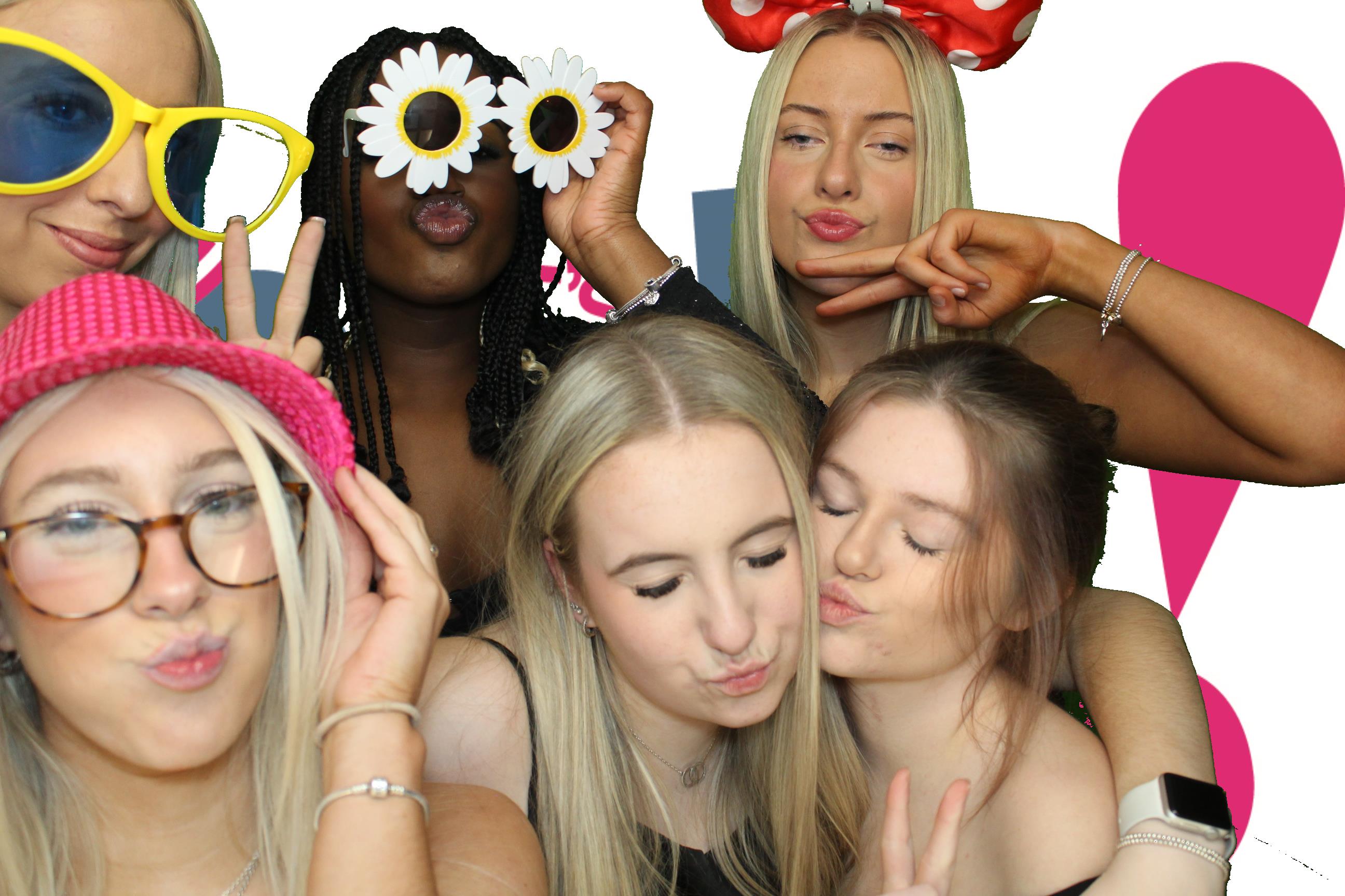 Izzy's 18th Birthday | View more photos from the event at gallery.omegaphotobooths.co.uk/u/Omega-Photobooths/Izzys-18th-Birthday