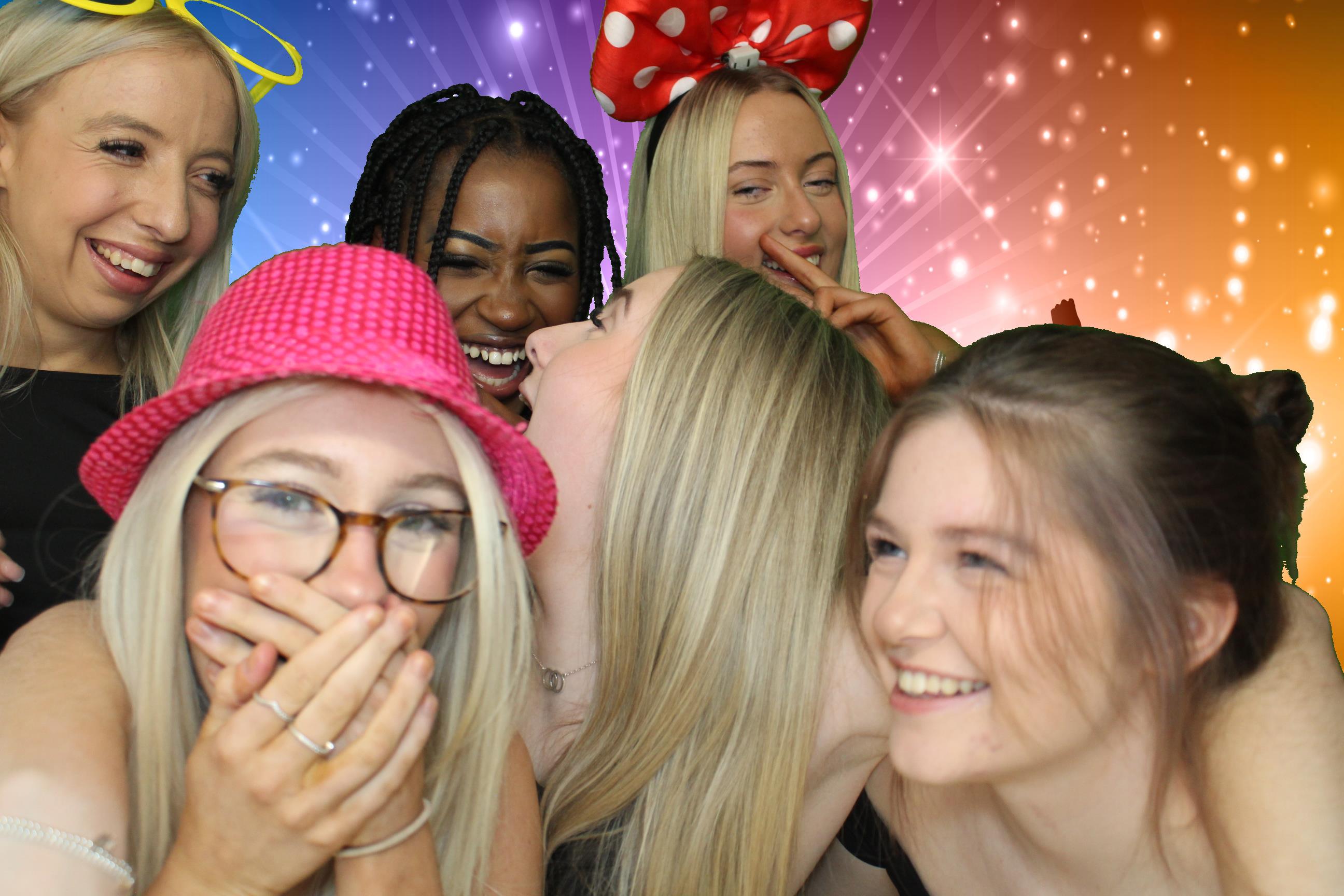 Izzy's 18th Birthday | View more photos from the event at gallery.omegaphotobooths.co.uk/u/Omega-Photobooths/Izzys-18th-Birthday