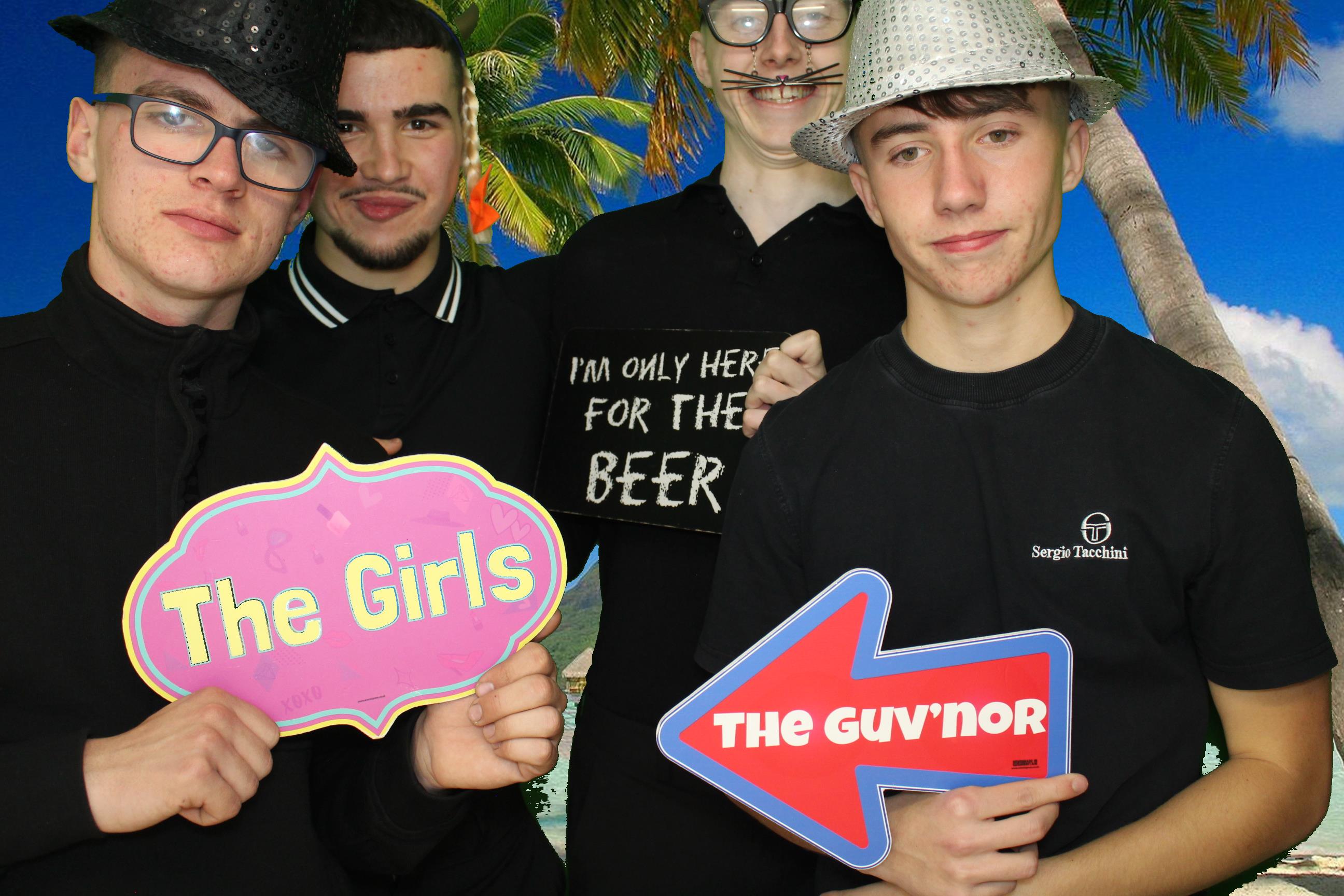 Izzy's 18th Birthday | View more photos from the event at gallery.omegaphotobooths.co.uk/u/Omega-Photobooths/Izzys-18th-Birthday