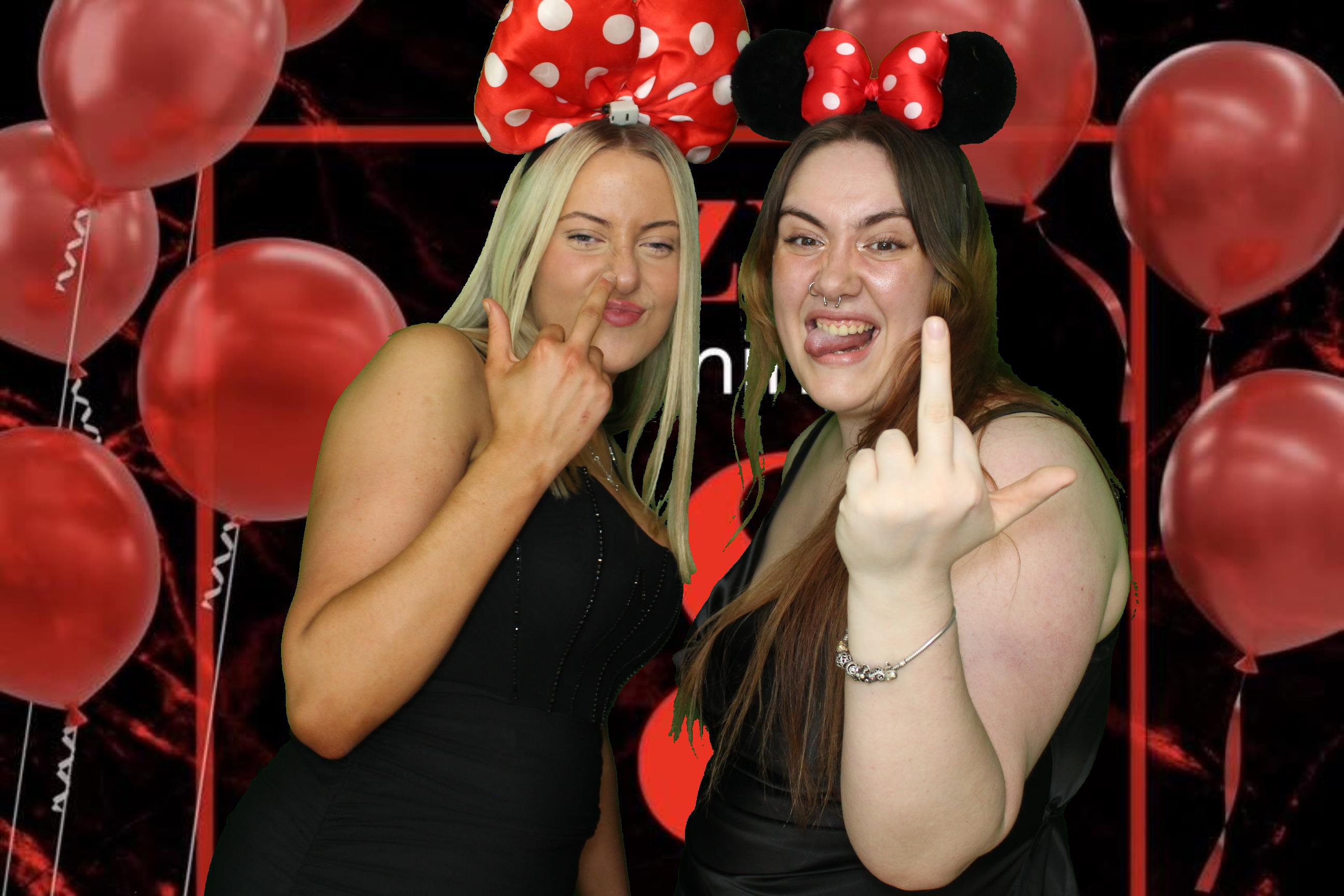 Izzy's 18th Birthday | View more photos from the event at gallery.omegaphotobooths.co.uk/u/Omega-Photobooths/Izzys-18th-Birthday