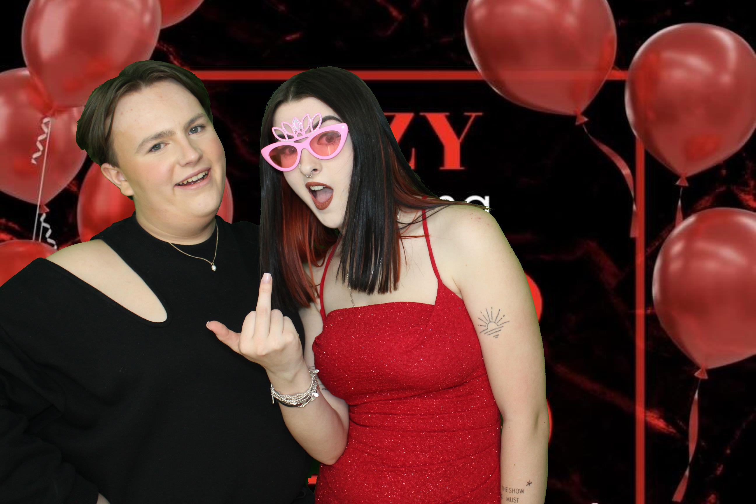 Izzy's 18th Birthday | View more photos from the event at gallery.omegaphotobooths.co.uk/u/Omega-Photobooths/Izzys-18th-Birthday