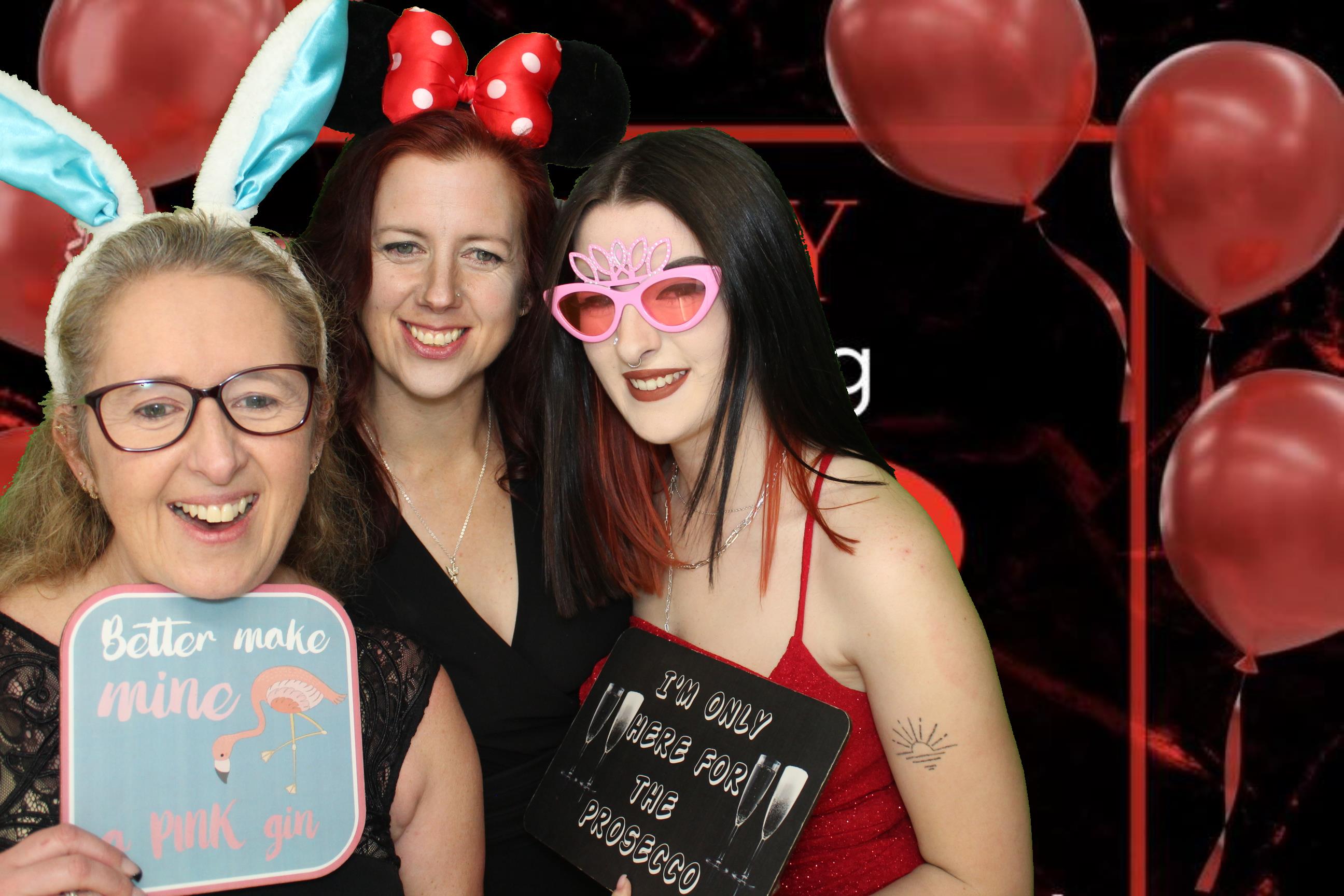Izzy's 18th Birthday | View more photos from the event at gallery.omegaphotobooths.co.uk/u/Omega-Photobooths/Izzys-18th-Birthday