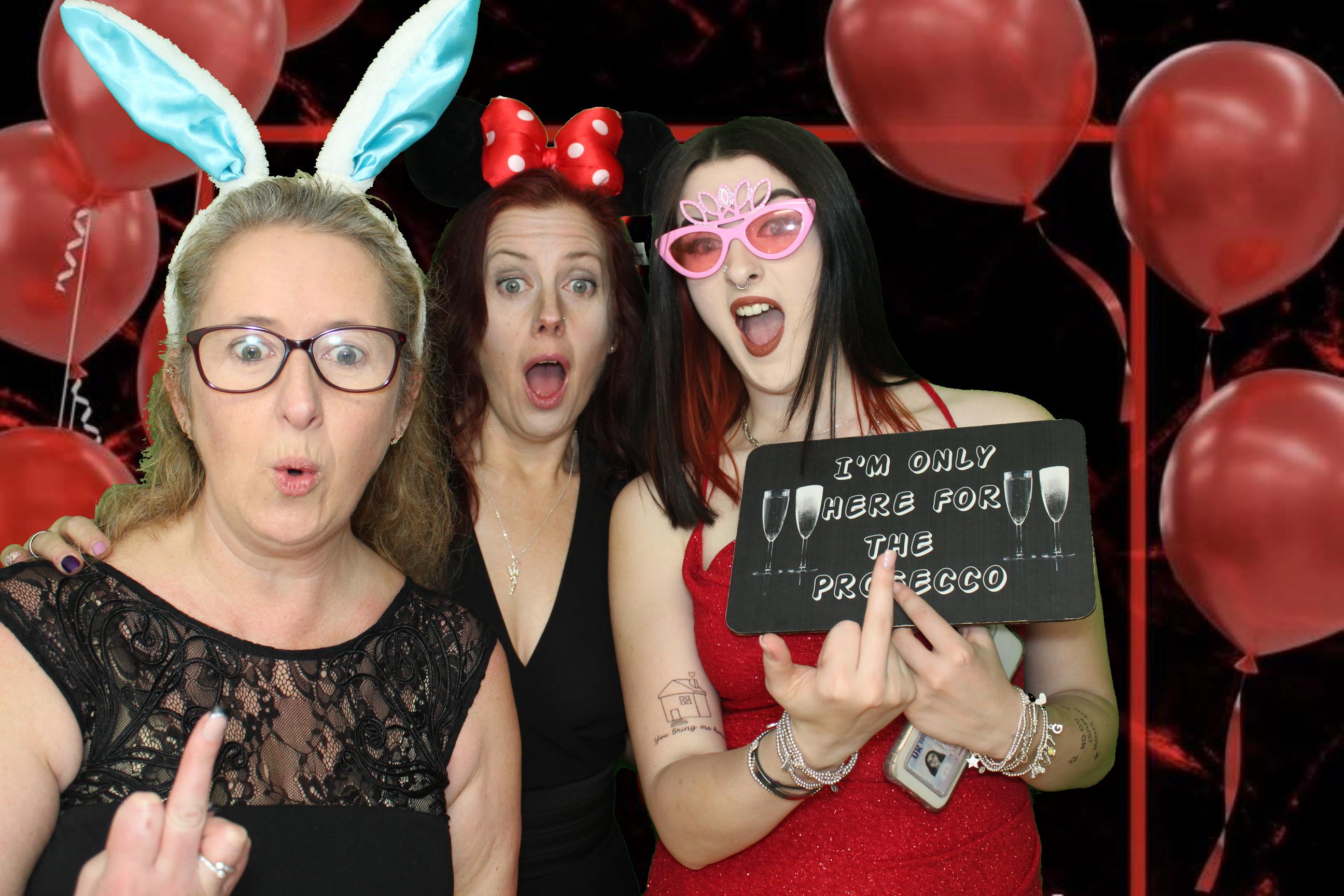Izzy's 18th Birthday | View more photos from the event at gallery.omegaphotobooths.co.uk/u/Omega-Photobooths/Izzys-18th-Birthday