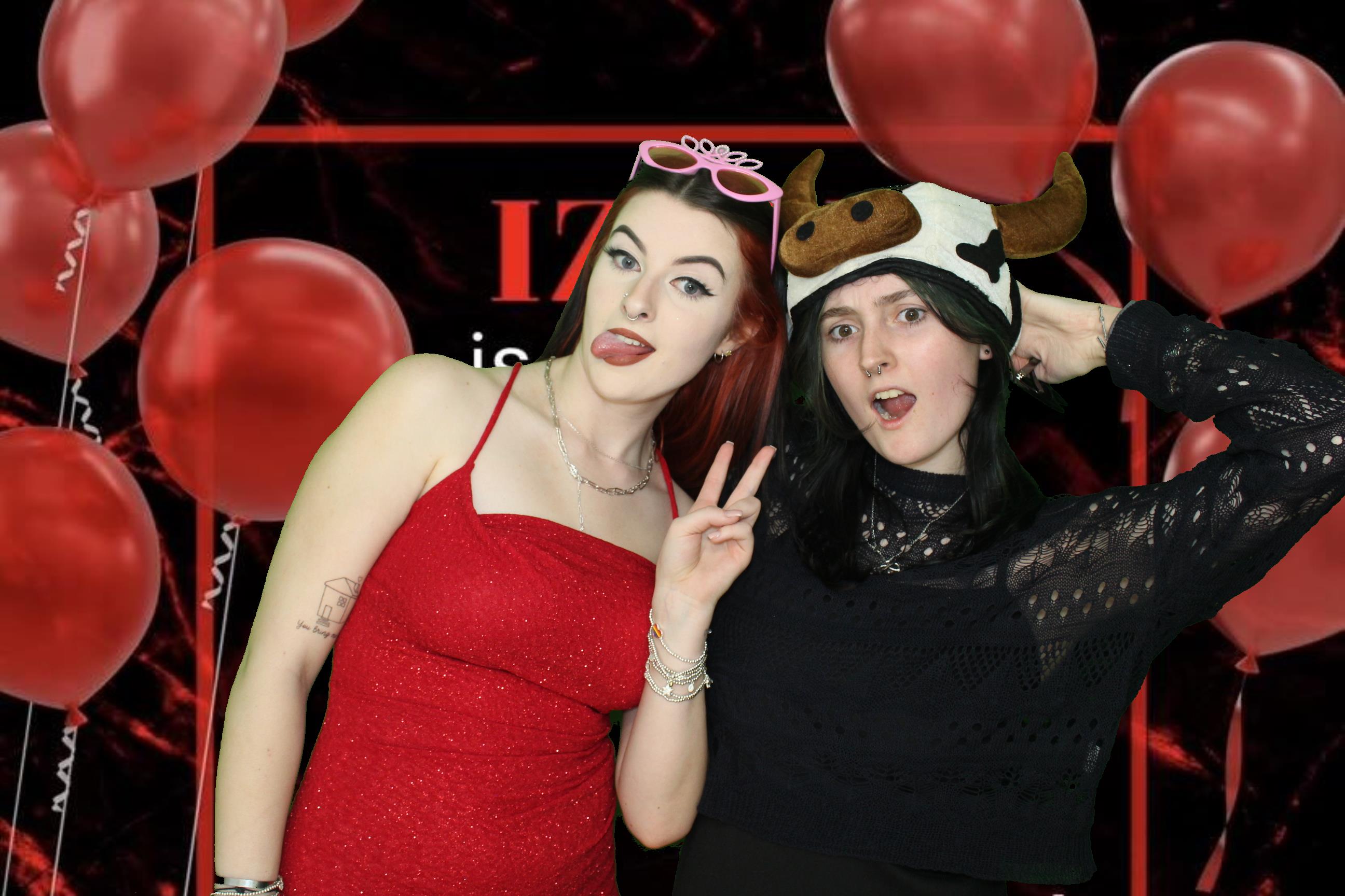 Izzy's 18th Birthday | View more photos from the event at gallery.omegaphotobooths.co.uk/u/Omega-Photobooths/Izzys-18th-Birthday