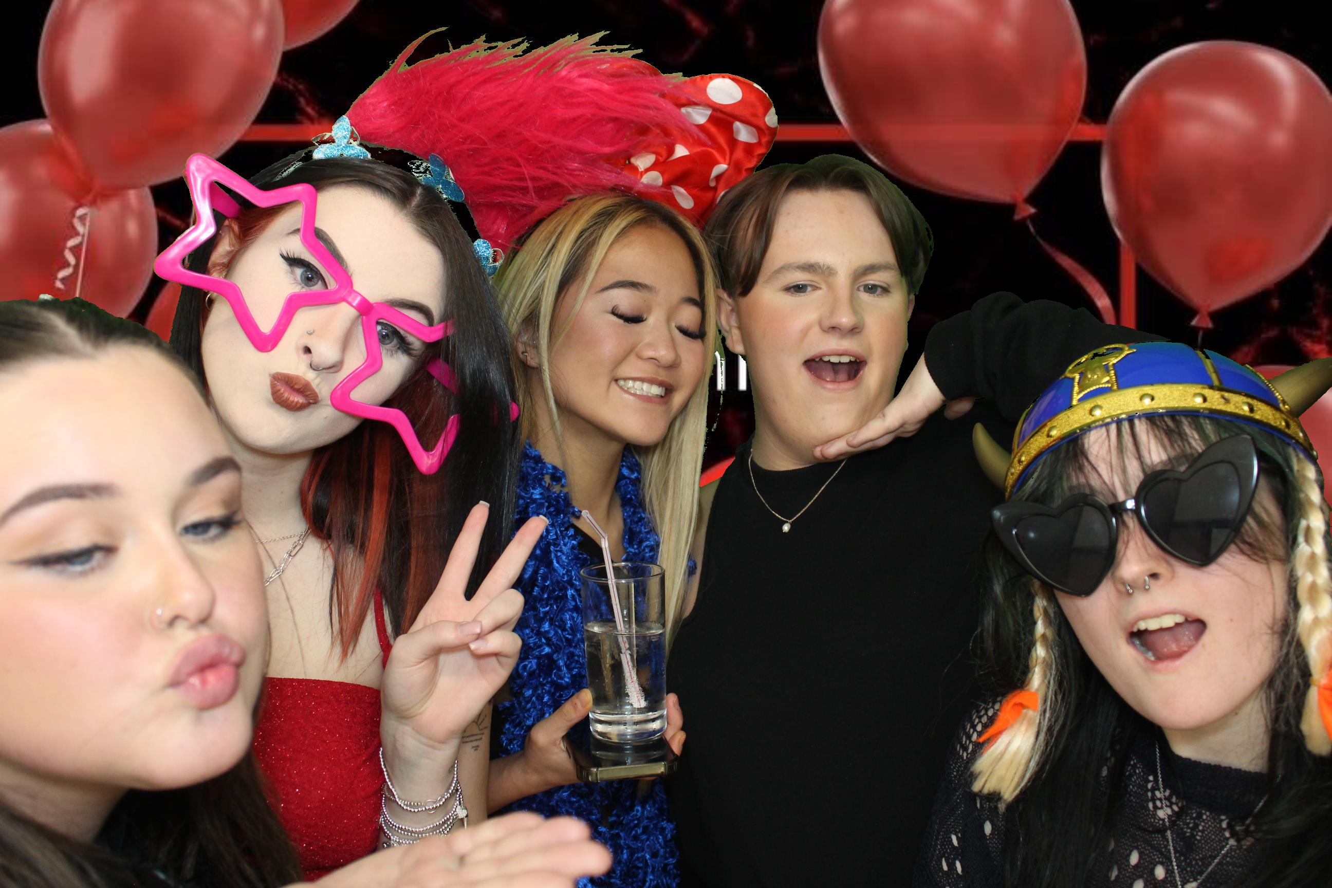 Izzy's 18th Birthday | View more photos from the event at gallery.omegaphotobooths.co.uk/u/Omega-Photobooths/Izzys-18th-Birthday